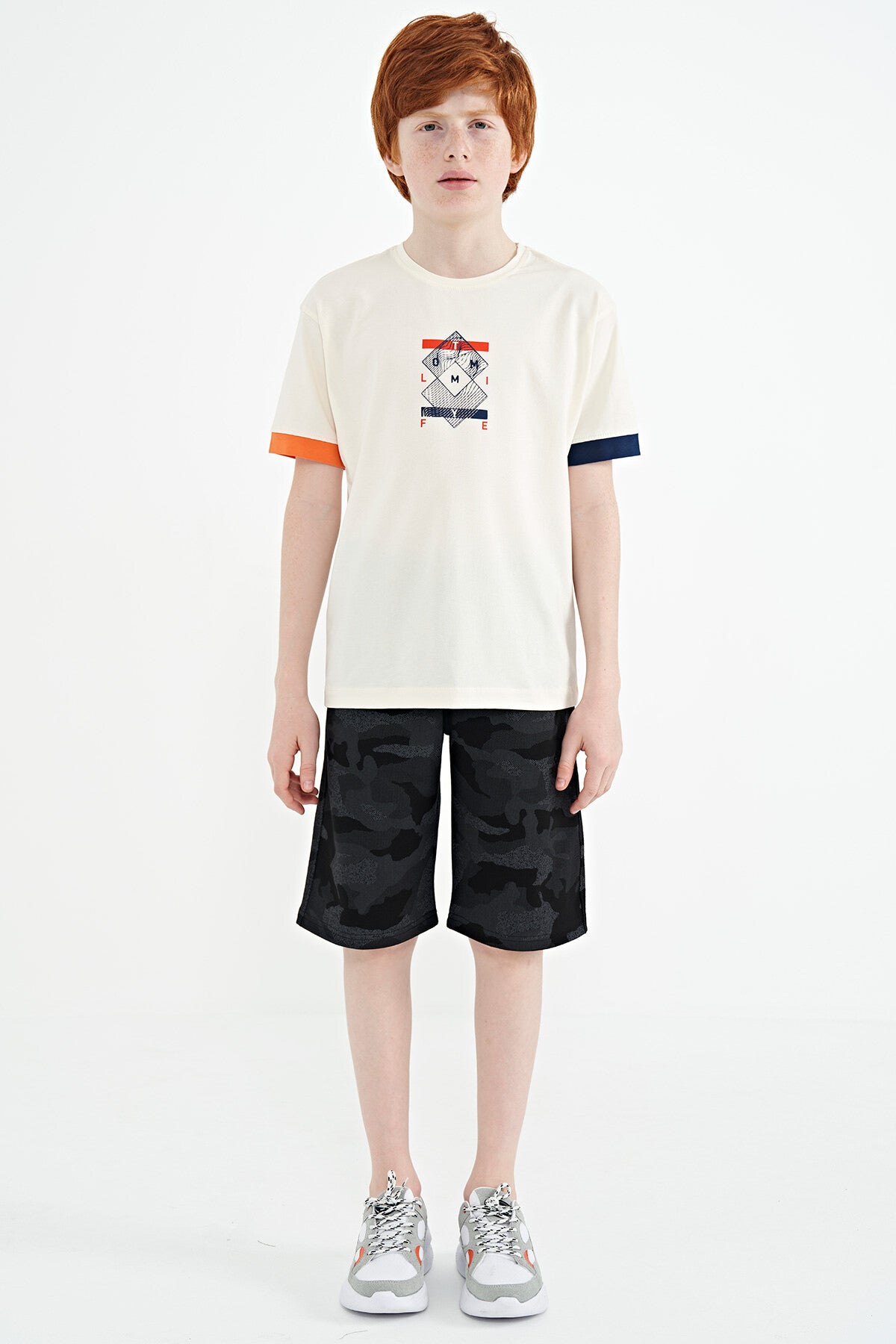 Ecru Colored Edge Detailed Printed Oversize Boys' T-Shirt - 11137