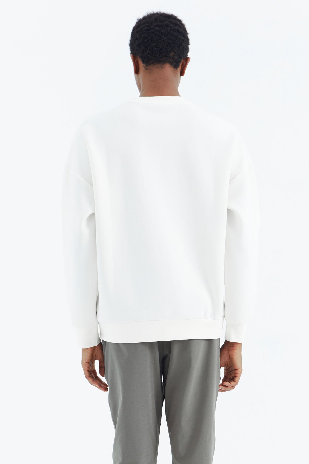 Ecru O Collar Printed Detailed Relax Fit Men's Sweatshirt - 88284