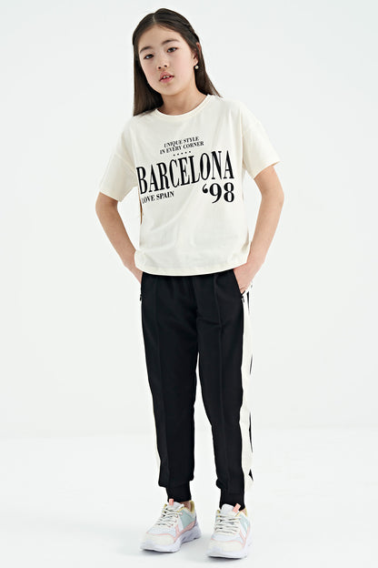 Ecru O Collar Printed Low Shoulder Oversize Girls' T-Shirt - 75115