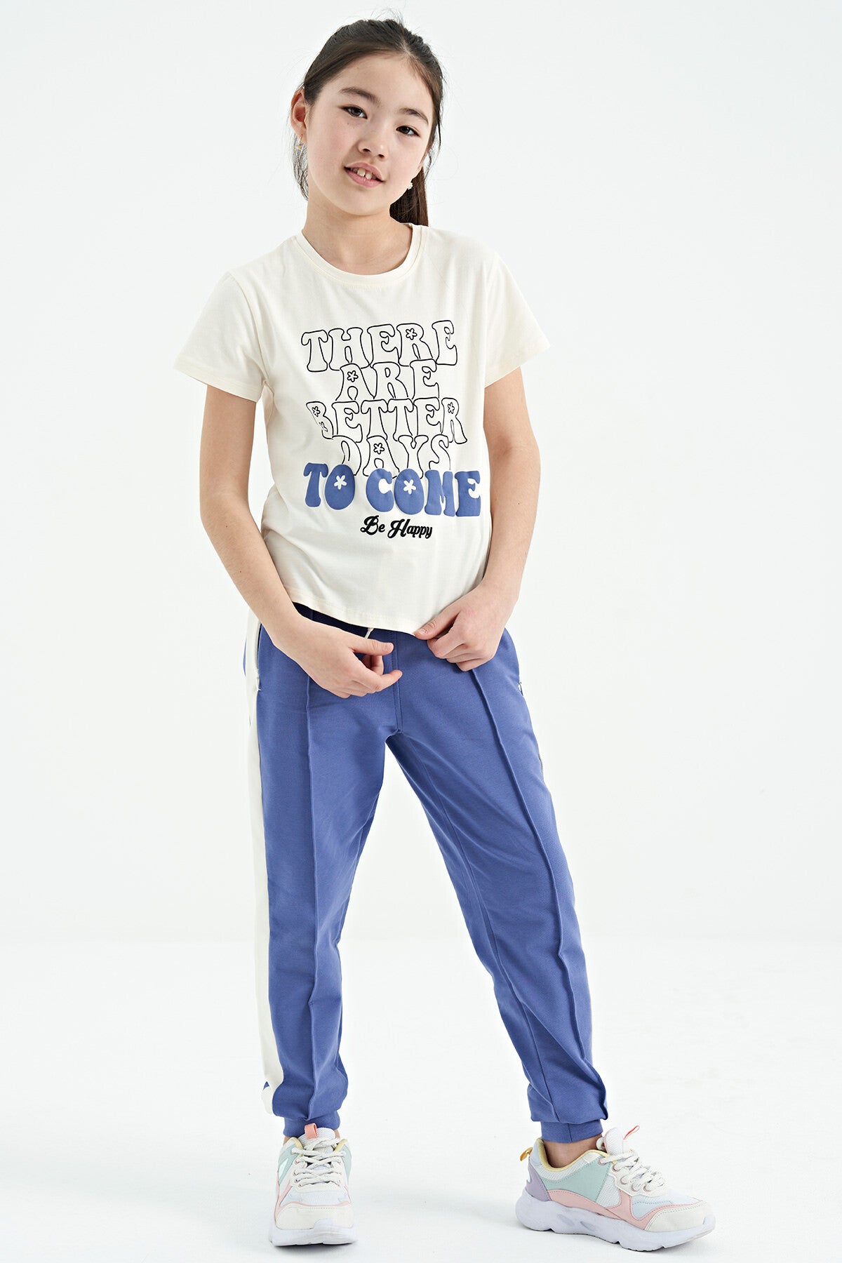 Ecru O Collar Printed Comfort Fit Short Sleeve Cropped Girls T-Shirt - 75118