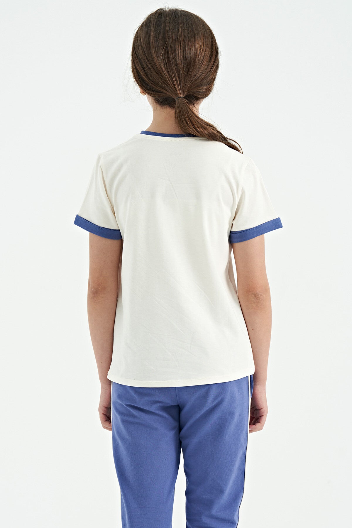 Beige Color Detailed O Collar Comfort Fit Girls T-Shirt - 75109