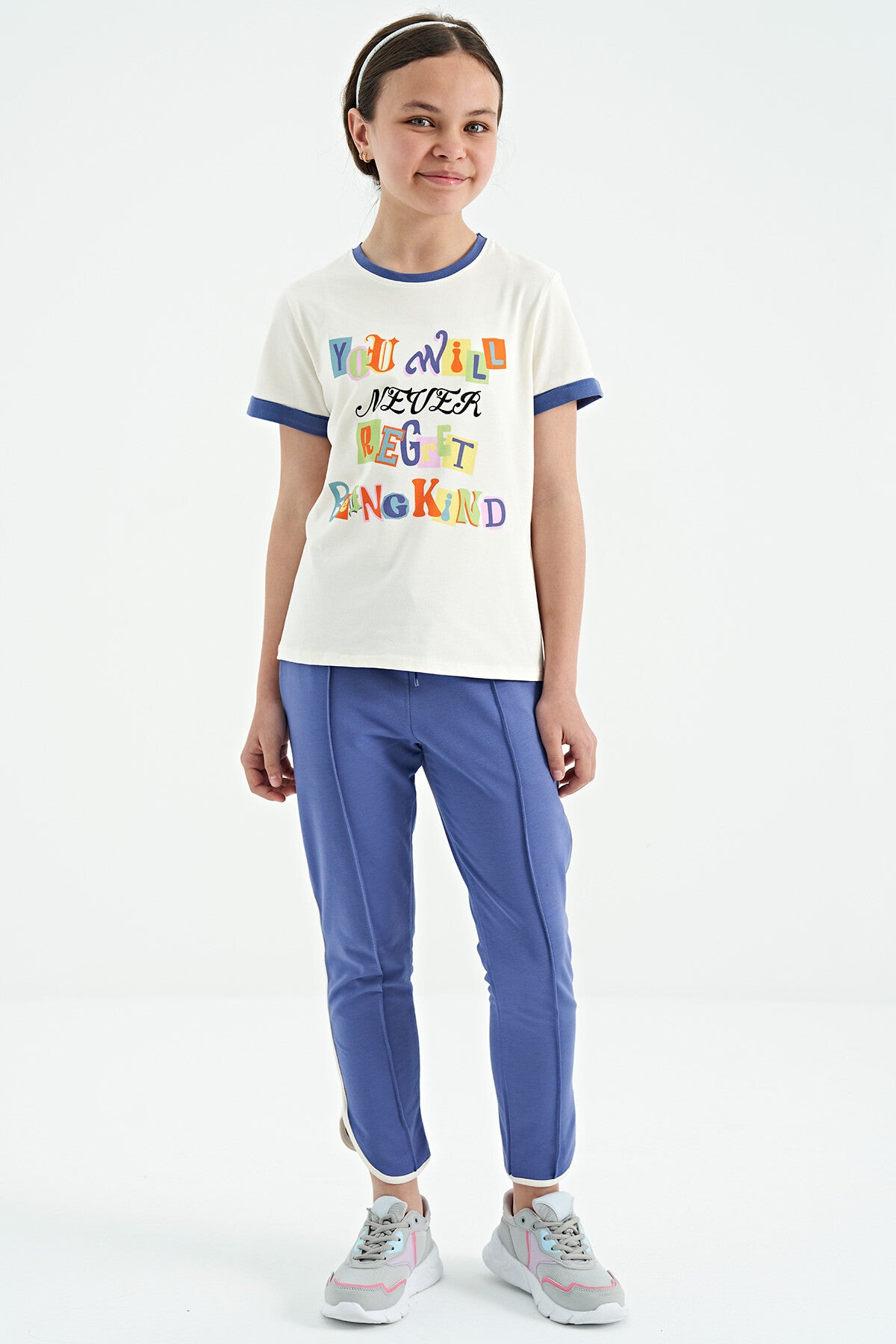 Beige Color Detailed O Collar Comfort Fit Girls T-Shirt - 75109