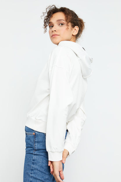 Long Sleeve Comfort Fit Hooded Women's Sweatshirt - 97115