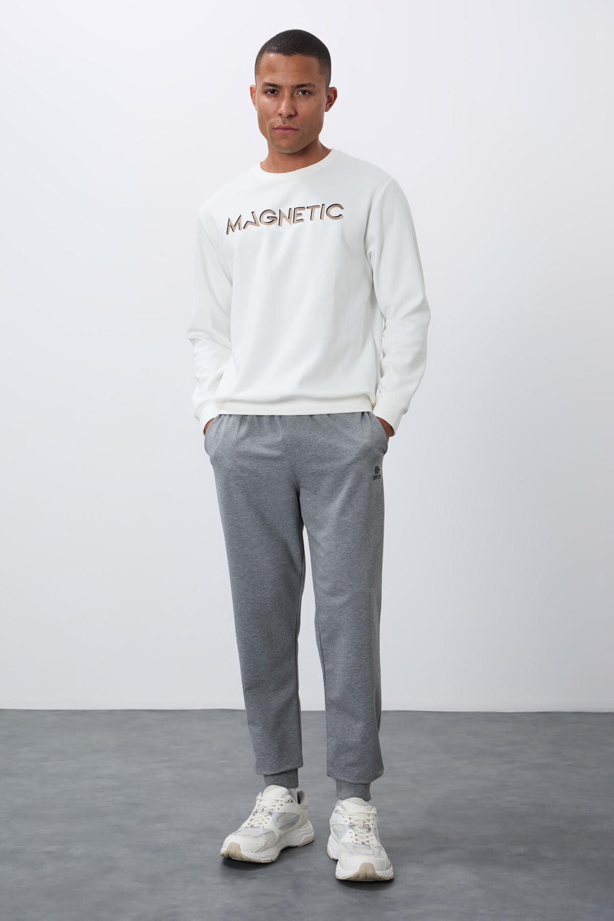Ecru Embroidered O Collar Comfort Fit Fleece-Lined Men's Sweatshirt - 88020