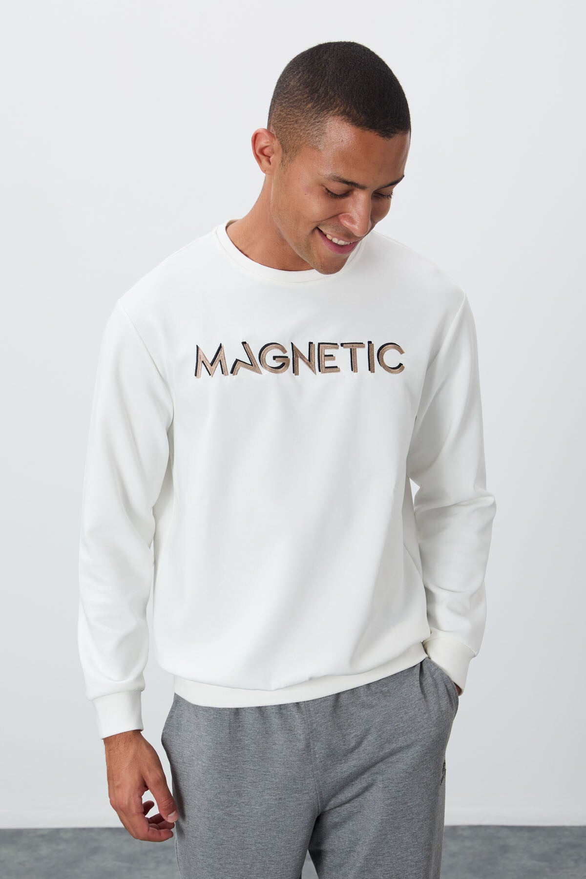 Ecru Embroidered O Collar Comfort Fit Fleece-Lined Men's Sweatshirt - 88020