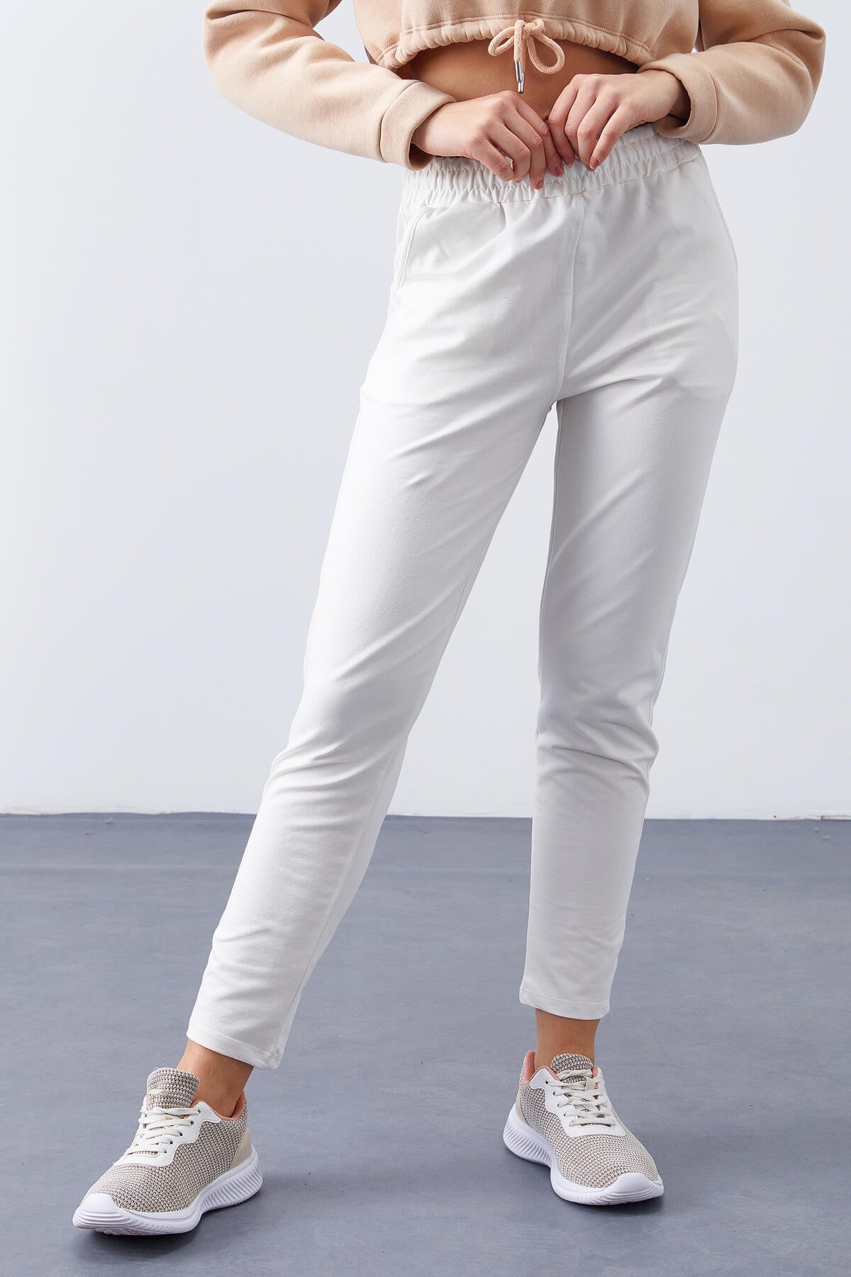 High Waist Jogger Comfort Fit Tapered Leg Women's Tracksuit Bottom - 94566