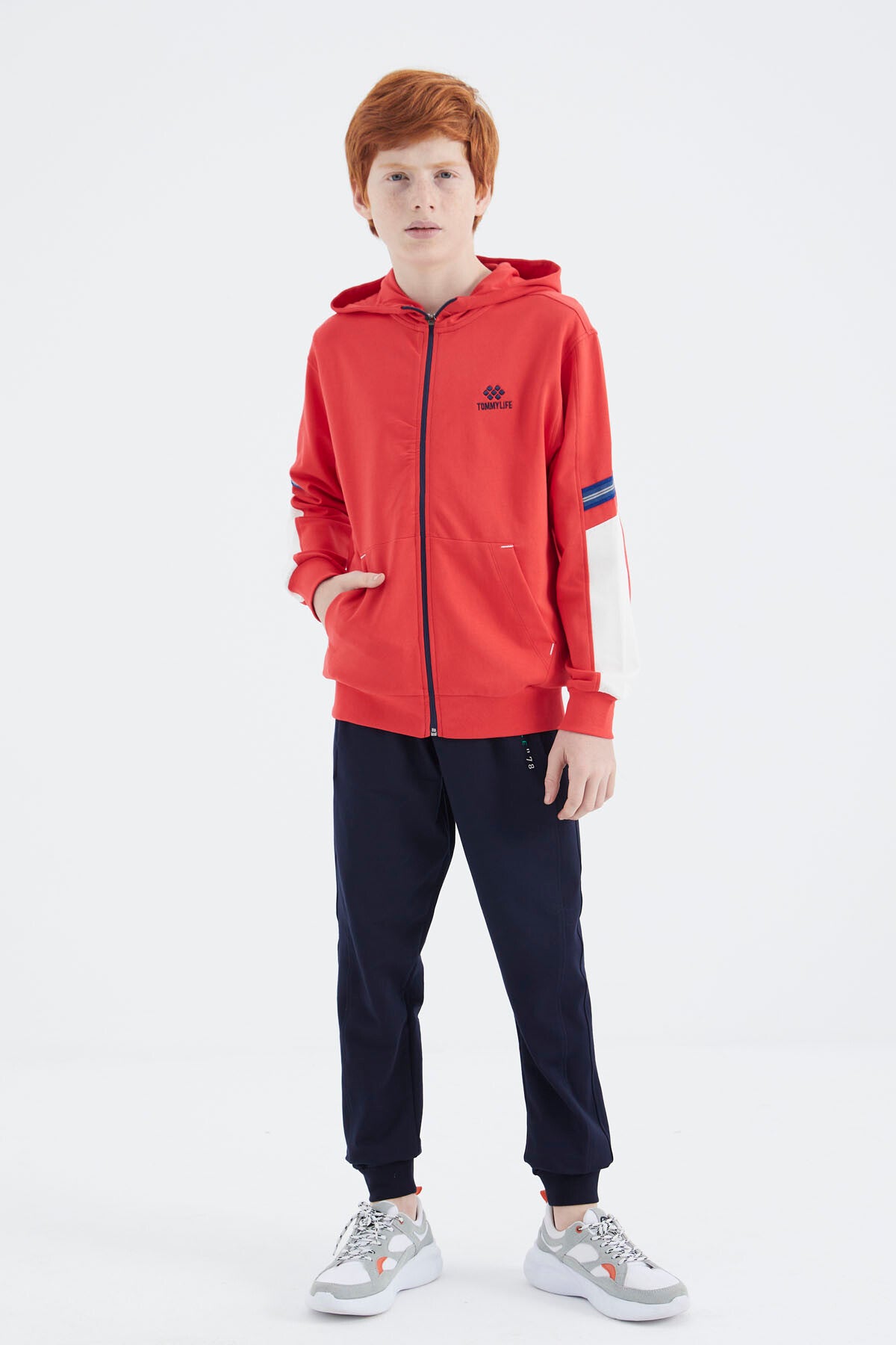 Fiesta Zippered Boys' Sweatshirt - 11180