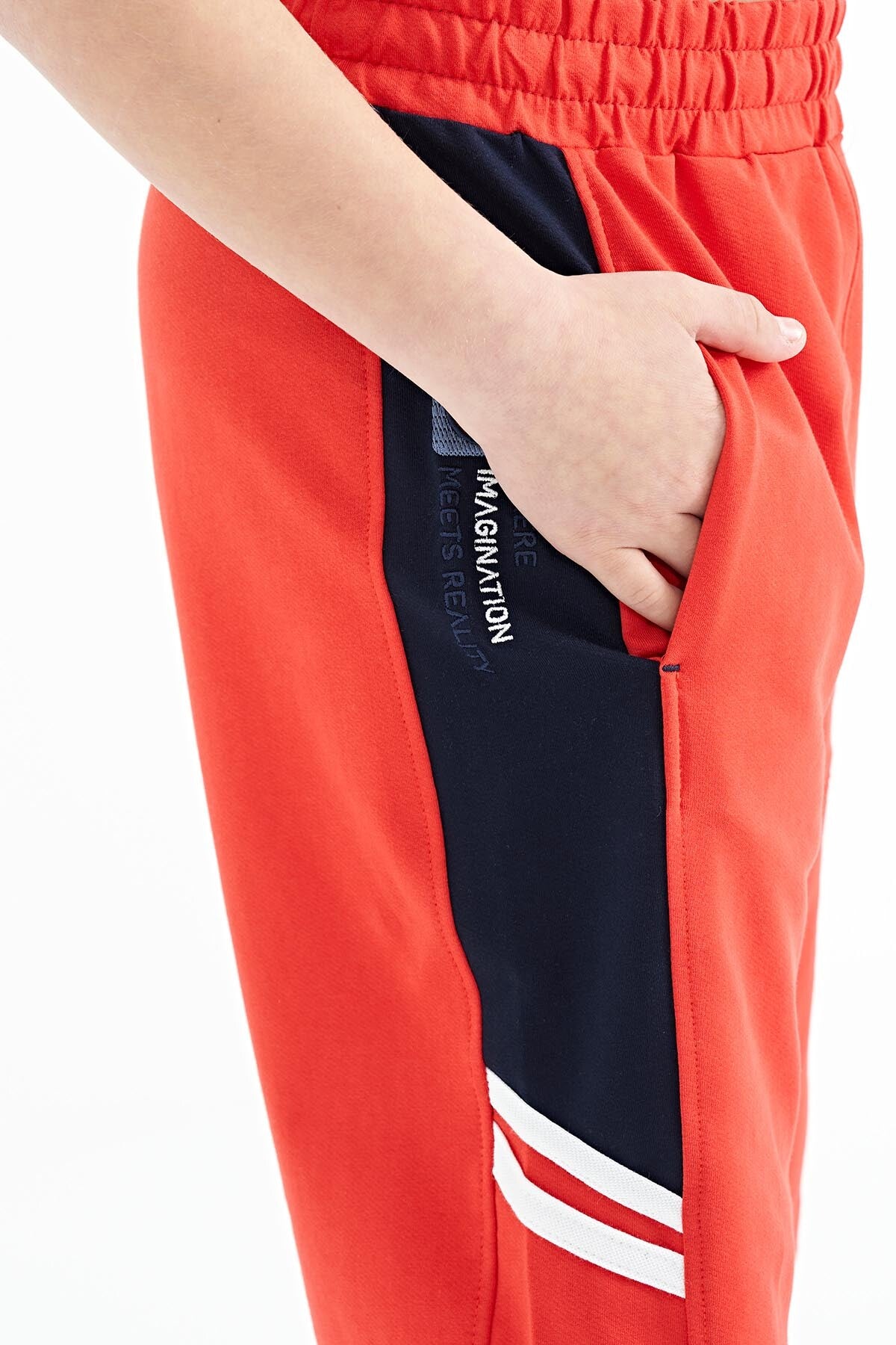 Fiesta Embroidered Pattern Laced Standard Fit Boys' Shorts - 11124
