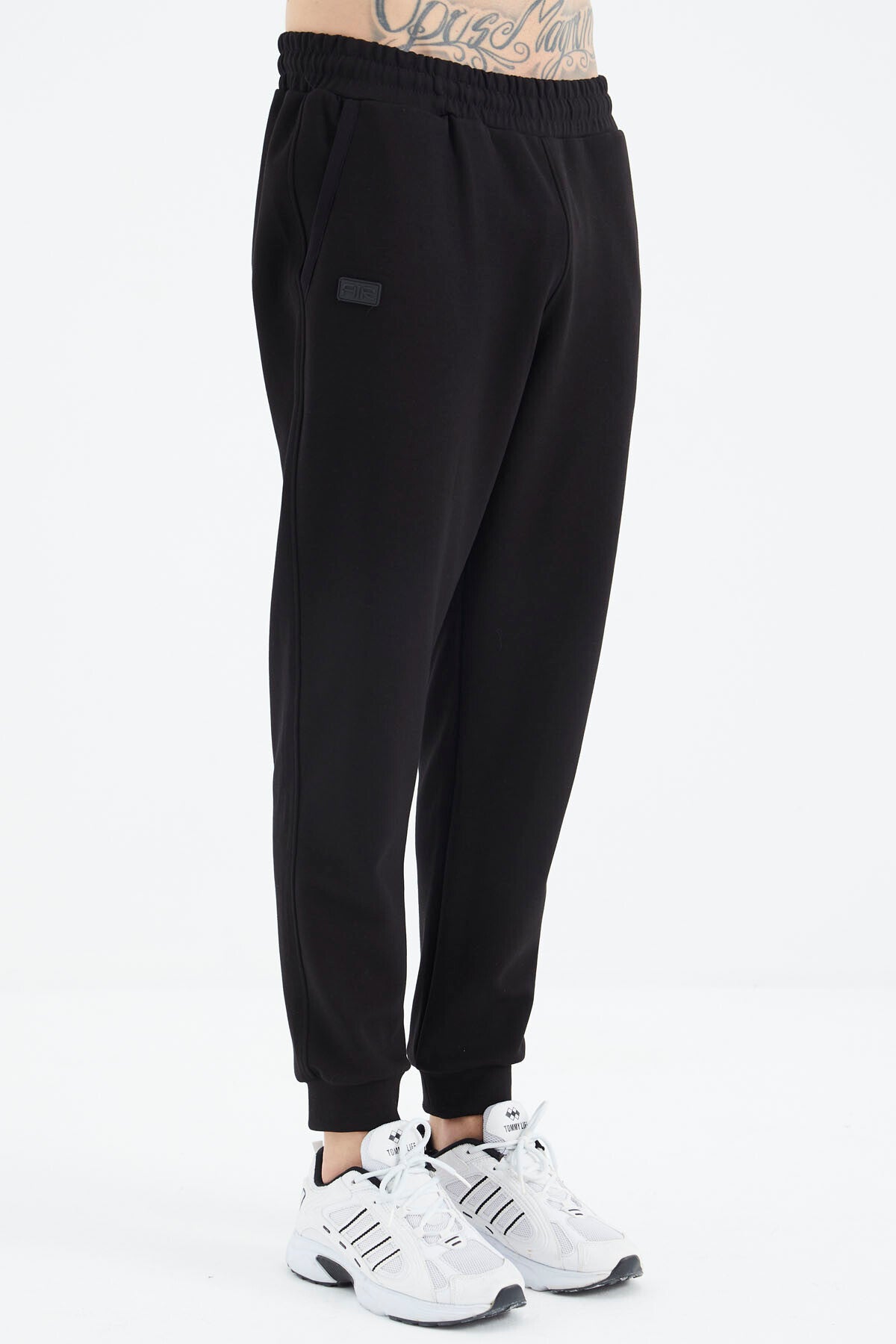 Fiesta - Black Hooded Half-Zip Pocket Detailed Men's Tracksuit Set - 85222