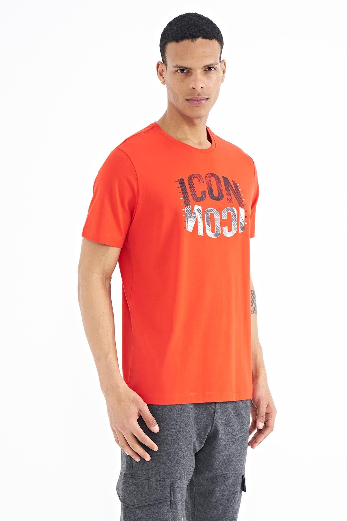 Fiesta Print Lettering O Neck Standard Fit Men's T-Shirt - 88174