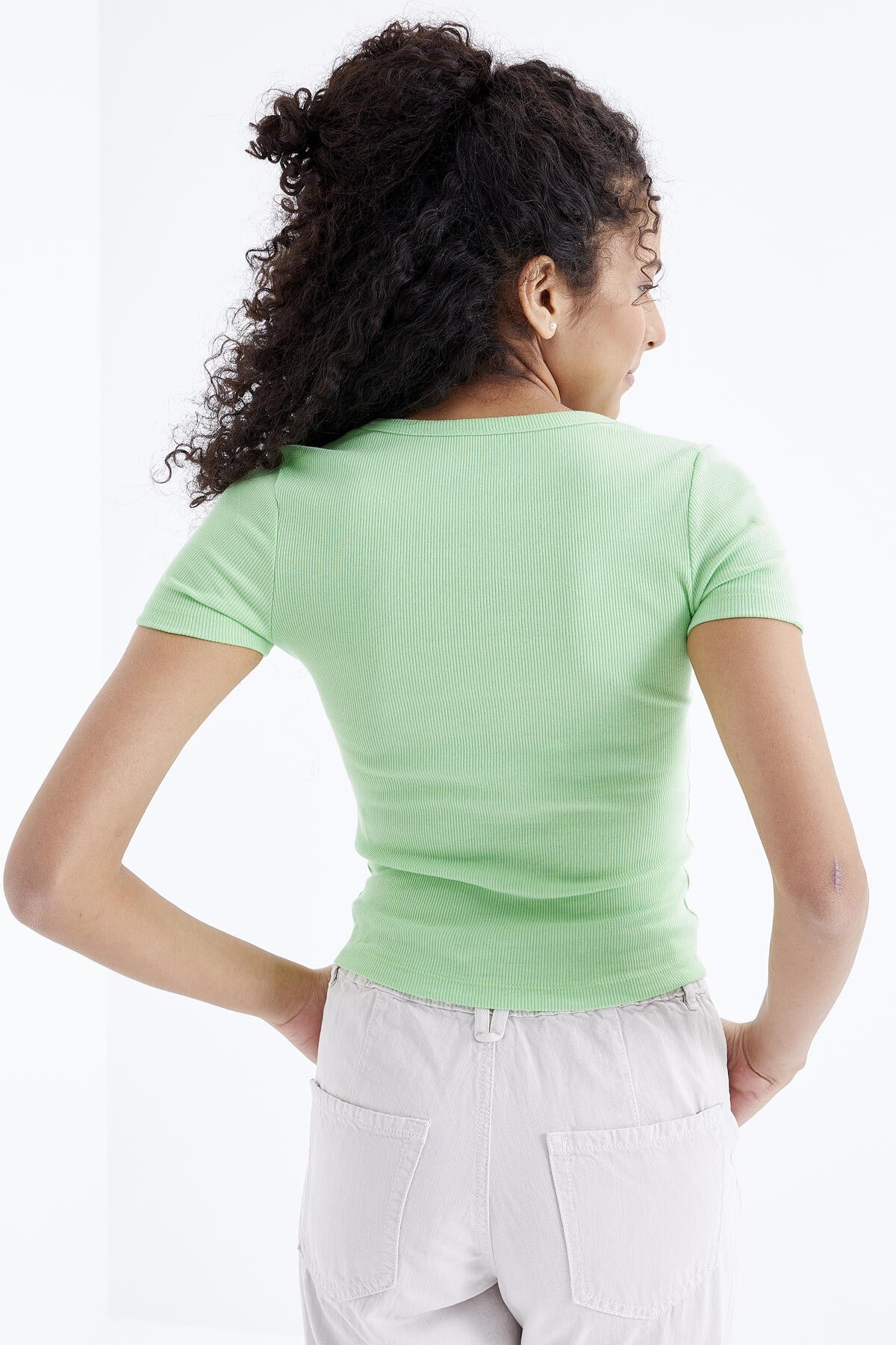 Pistachio Green Basic Short Sleeve O Neck Women's T-Shirt - 97202
