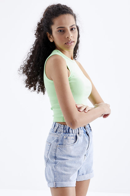Pistachio Green Basic Sleeveless O Collar Women's Crop Top Singlet - 97204
