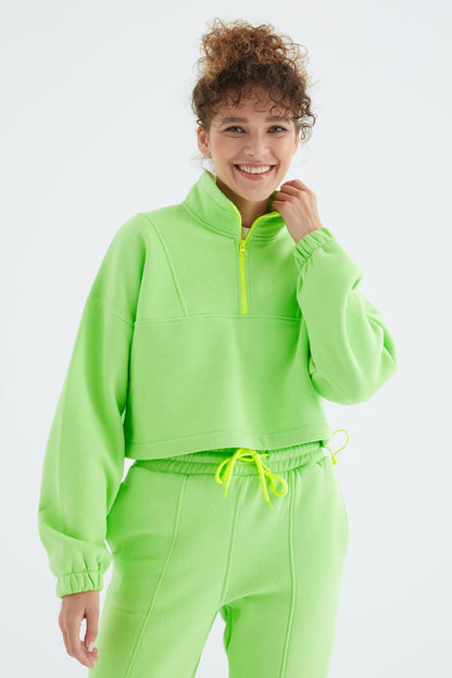 Peanut Green Low Shoulder Waist Gathered Half Length Zipper Oversized Women's Tracksuit Set - 95321