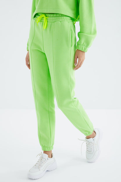 Peanut Green Low Shoulder Waist Gathered Half Length Zipper Oversized Women's Tracksuit Set - 95321