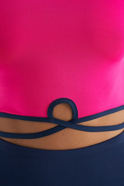 Fuchsia Tie-Waist Detailed O Neck Standard Cut Diving Fabric Women's Crop T-Shirt - 97266