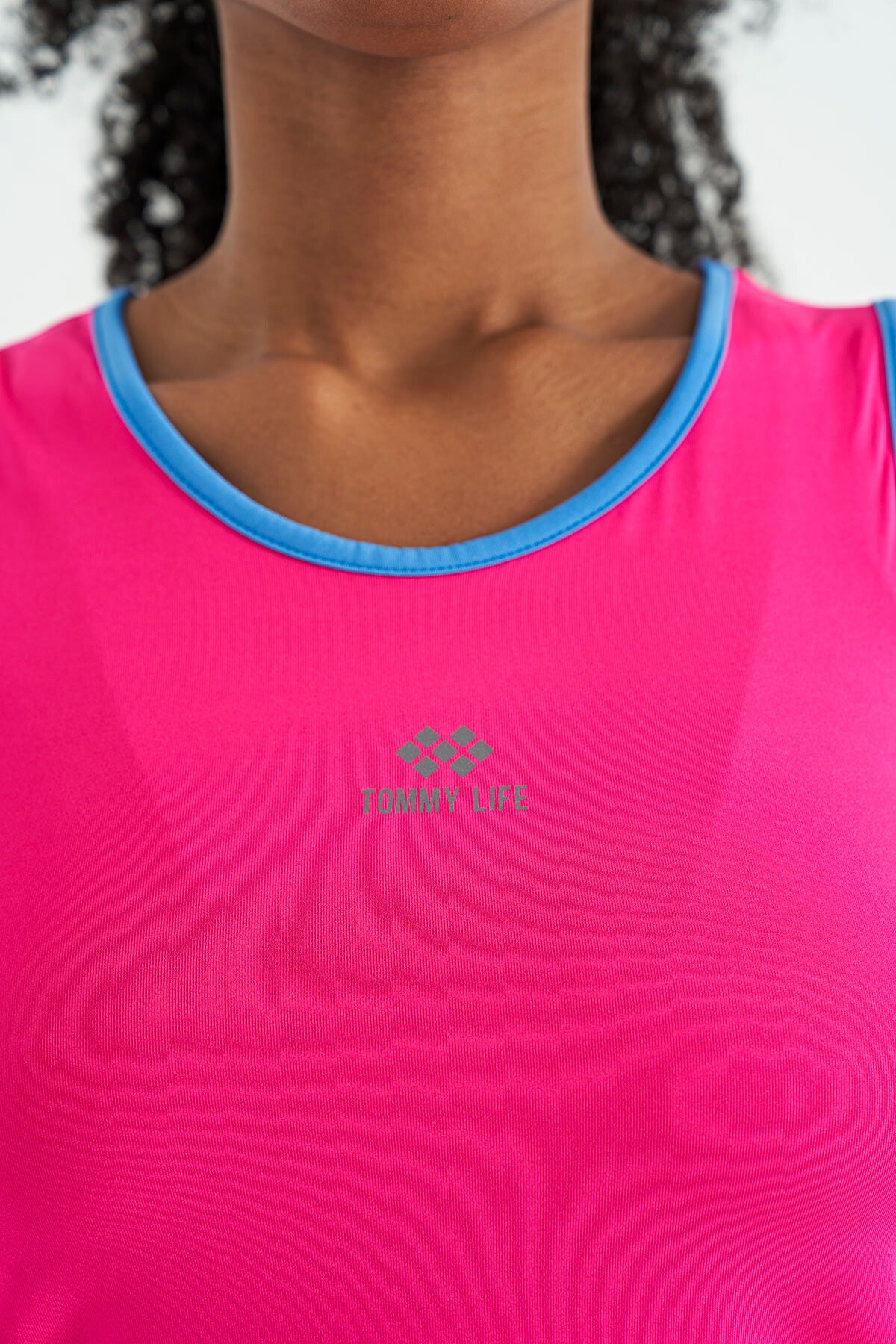 Fuchsia Logo Printed Binding Striped Standard Cut Women's Sports Singlet - 97255