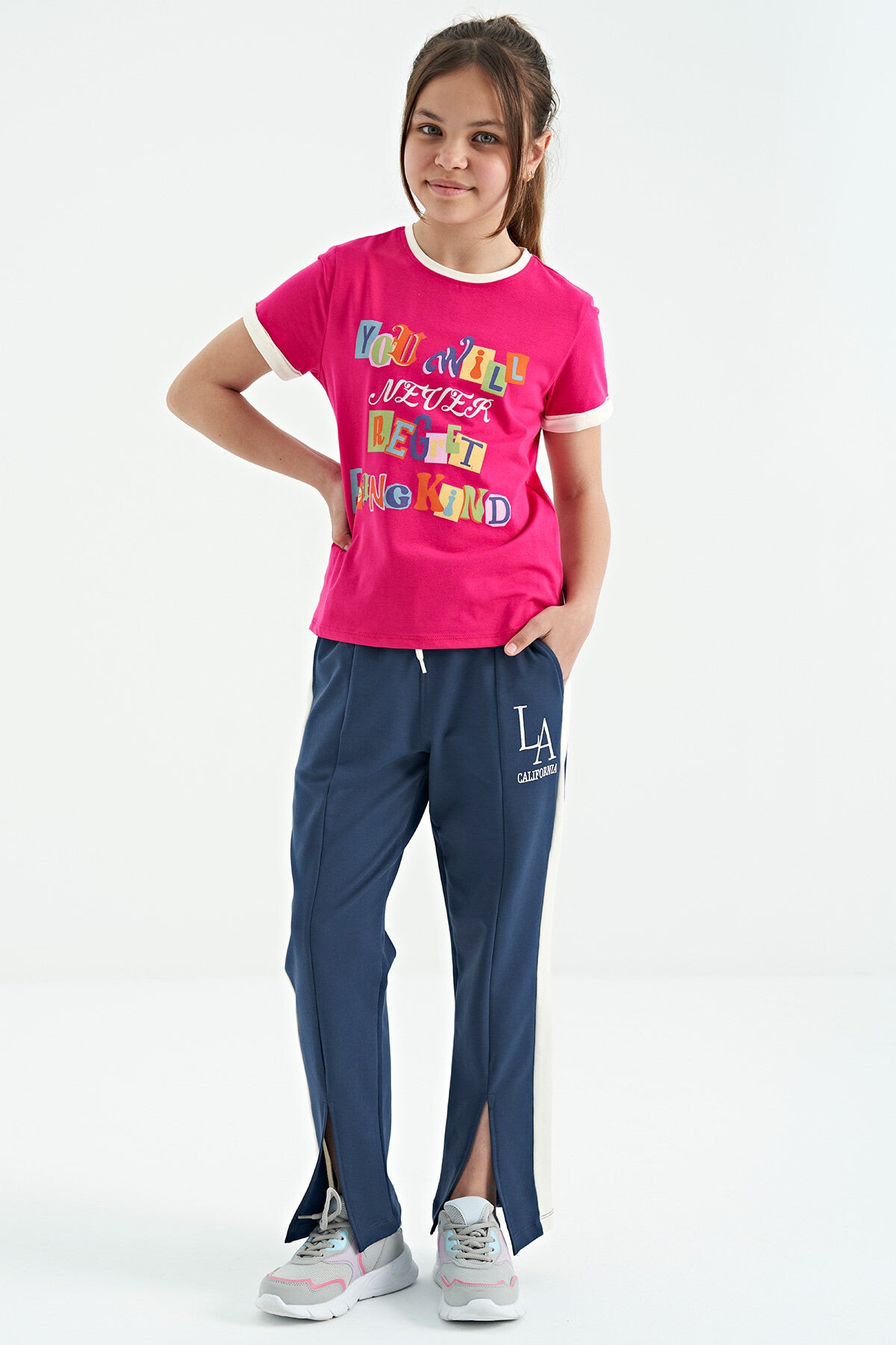 Fuchsia Colored Detailed O Collar Comfort Fit Girls' T-Shirt - 75109