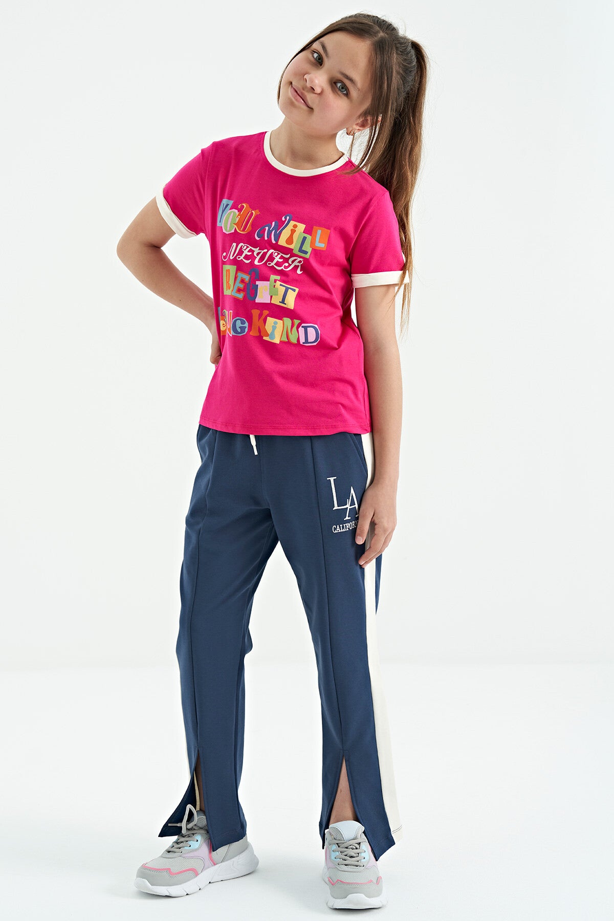 Fuchsia Colored Detailed O Collar Comfort Fit Girls' T-Shirt - 75109