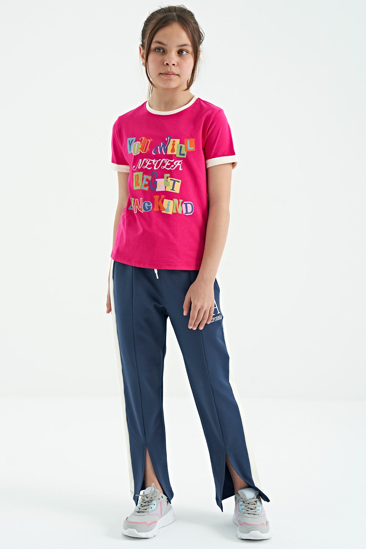 Fuchsia Colored Detailed O Collar Comfort Fit Girls' T-Shirt - 75109