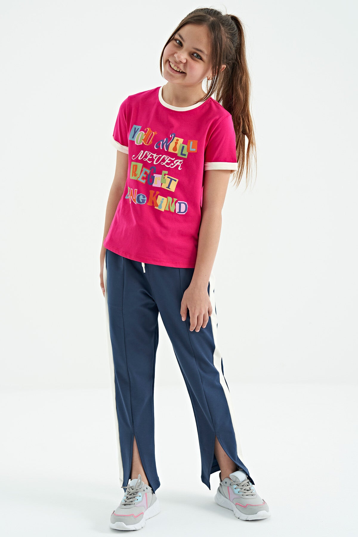 Fuchsia Colored Detailed O Collar Comfort Fit Girls' T-Shirt - 75109