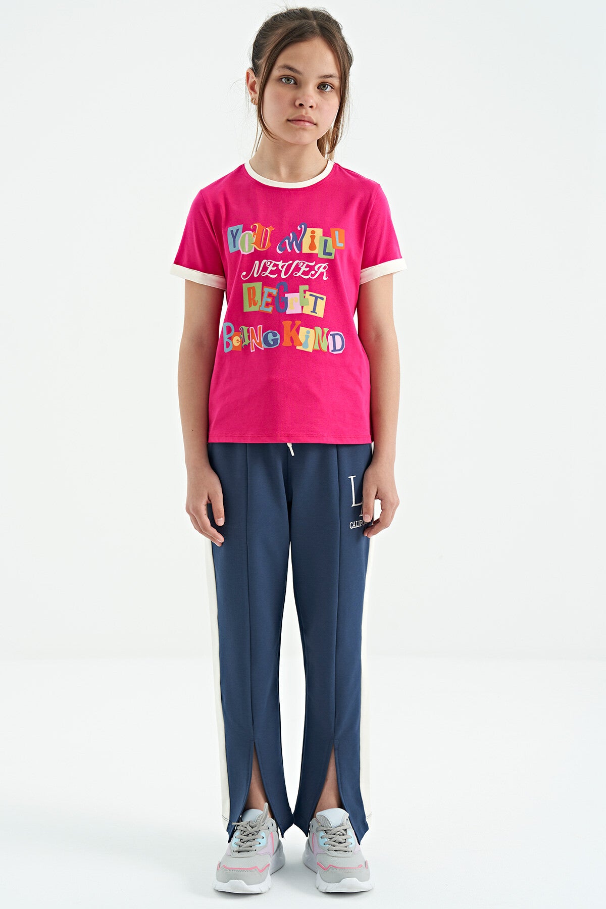 Fuchsia Colored Detailed O Collar Comfort Fit Girls' T-Shirt - 75109