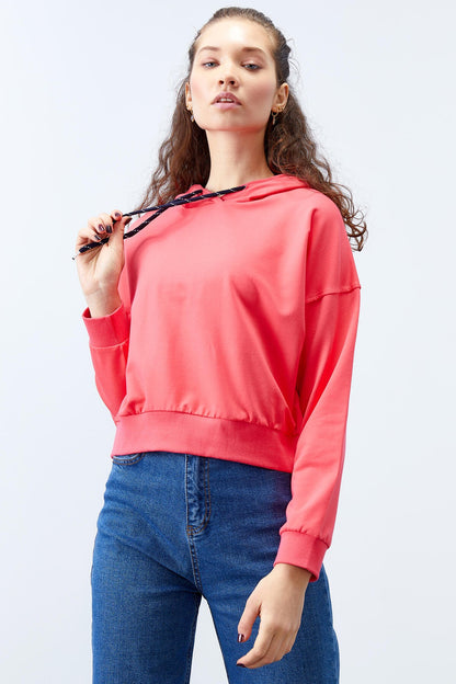 Fuchsia Long Sleeve Comfort Fit Hooded Women's Sweatshirt - 97115
