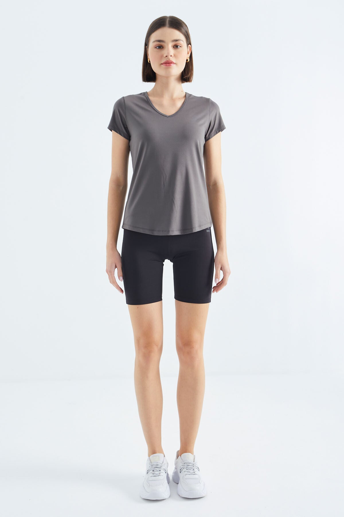 Basic Short Sleeve Standard Fit V-Neck Women's T-Shirt - 97145
