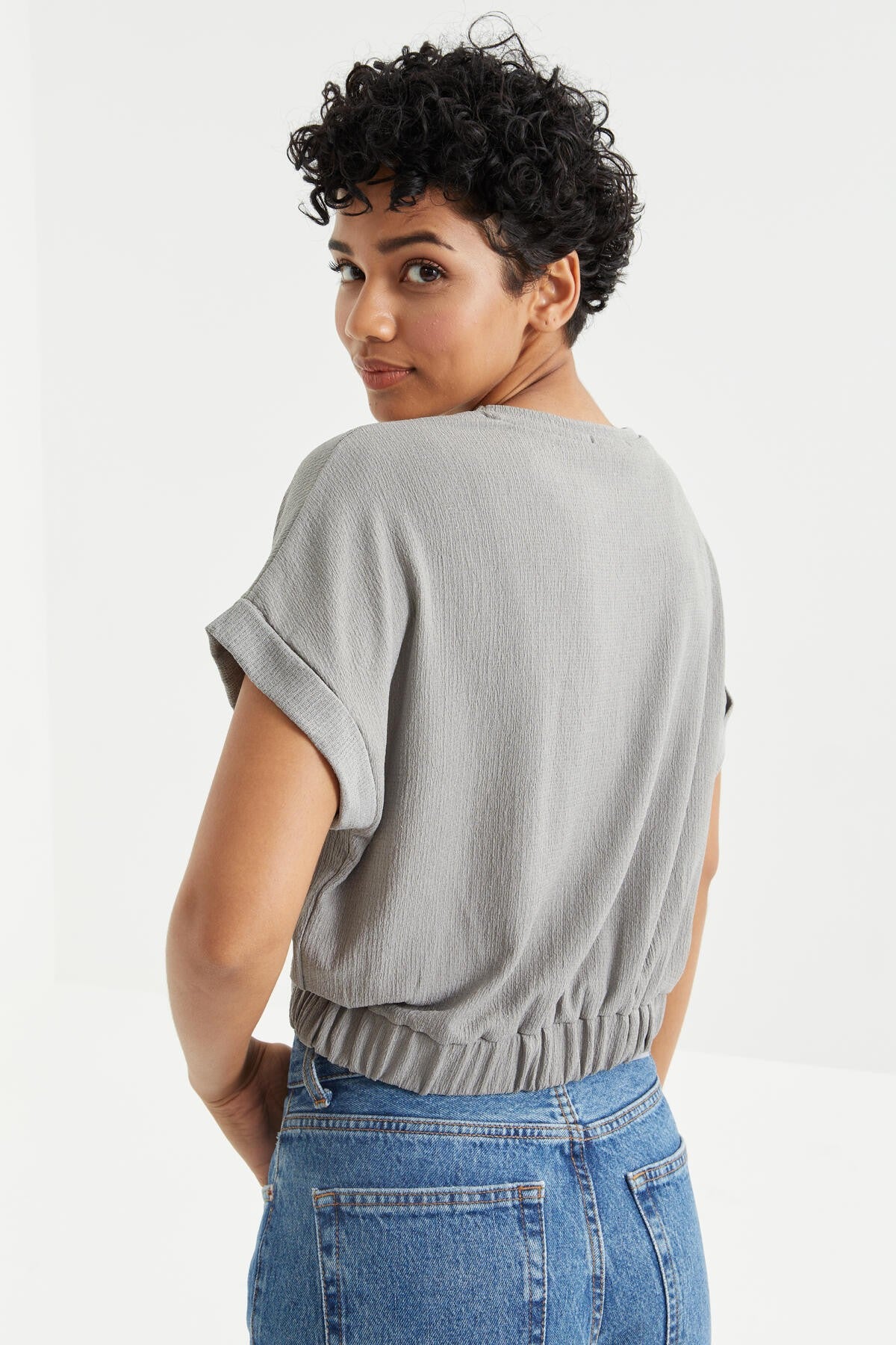 Gri Basic O Collar Beli Elastane Bürümcük Fabric Women's Crop Top T-Shirt - 97227