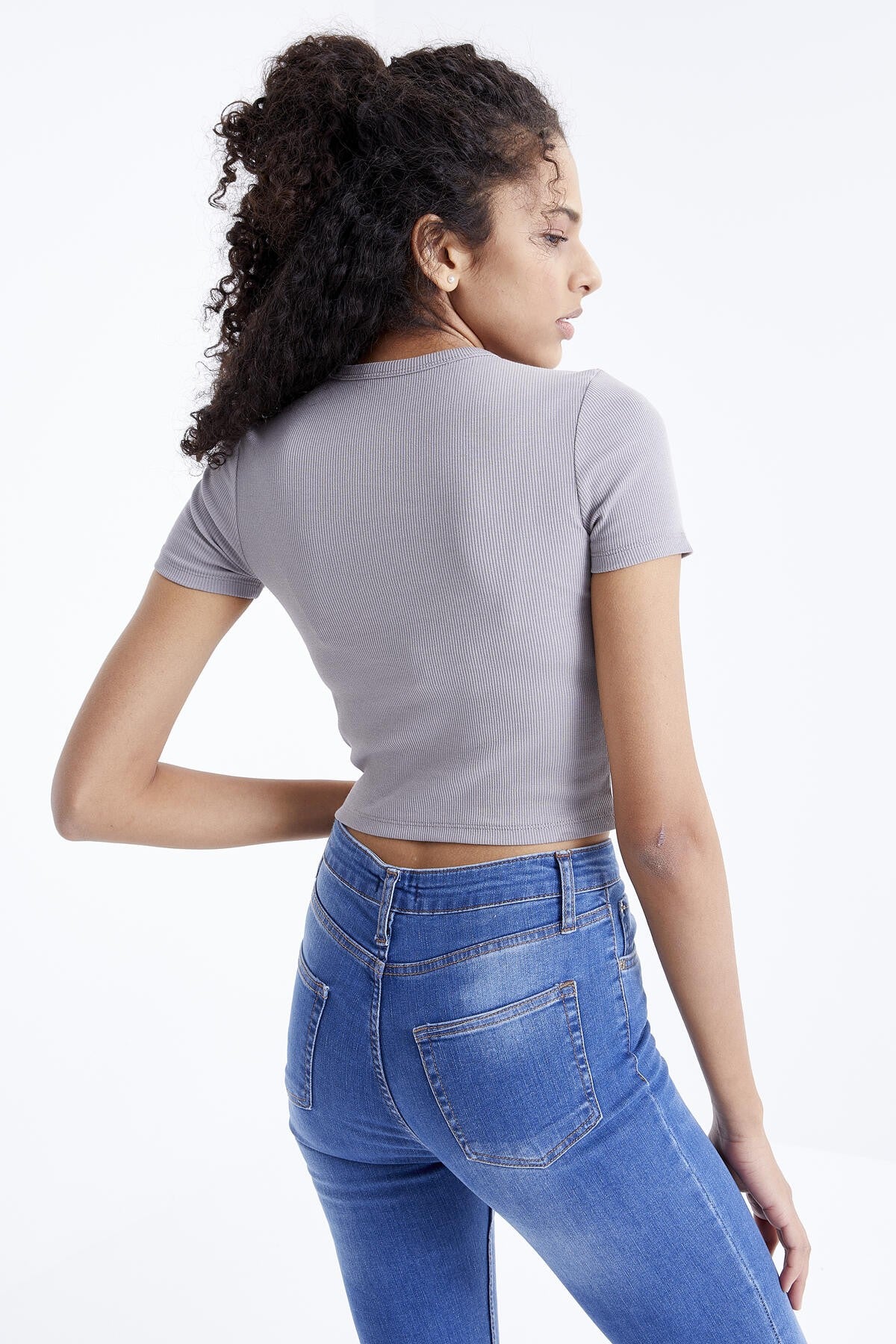 Gri Basic Front Slit V Neck Women's Crop Top T-Shirt - 97206