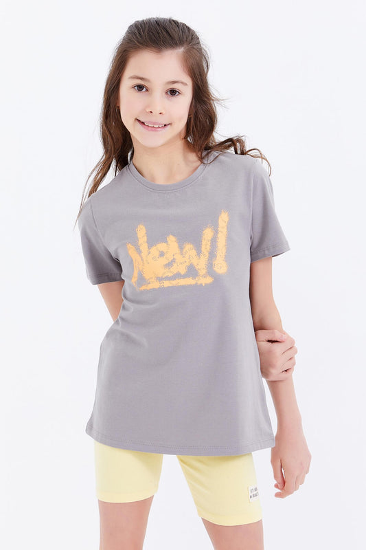 Gri Basic Print Round Neck Comfort Fit Girls T-Shirt - 75041
