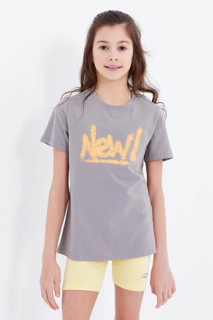 Gri Basic Print Round Neck Comfort Fit Girls T-Shirt - 75041