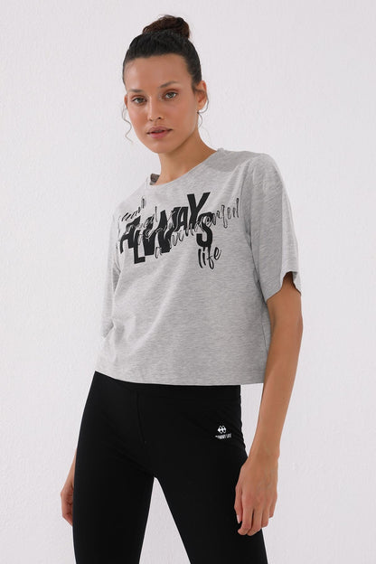 Gray Melange Asymmetric Print O Collar Women's Oversize T-Shirt - 97136