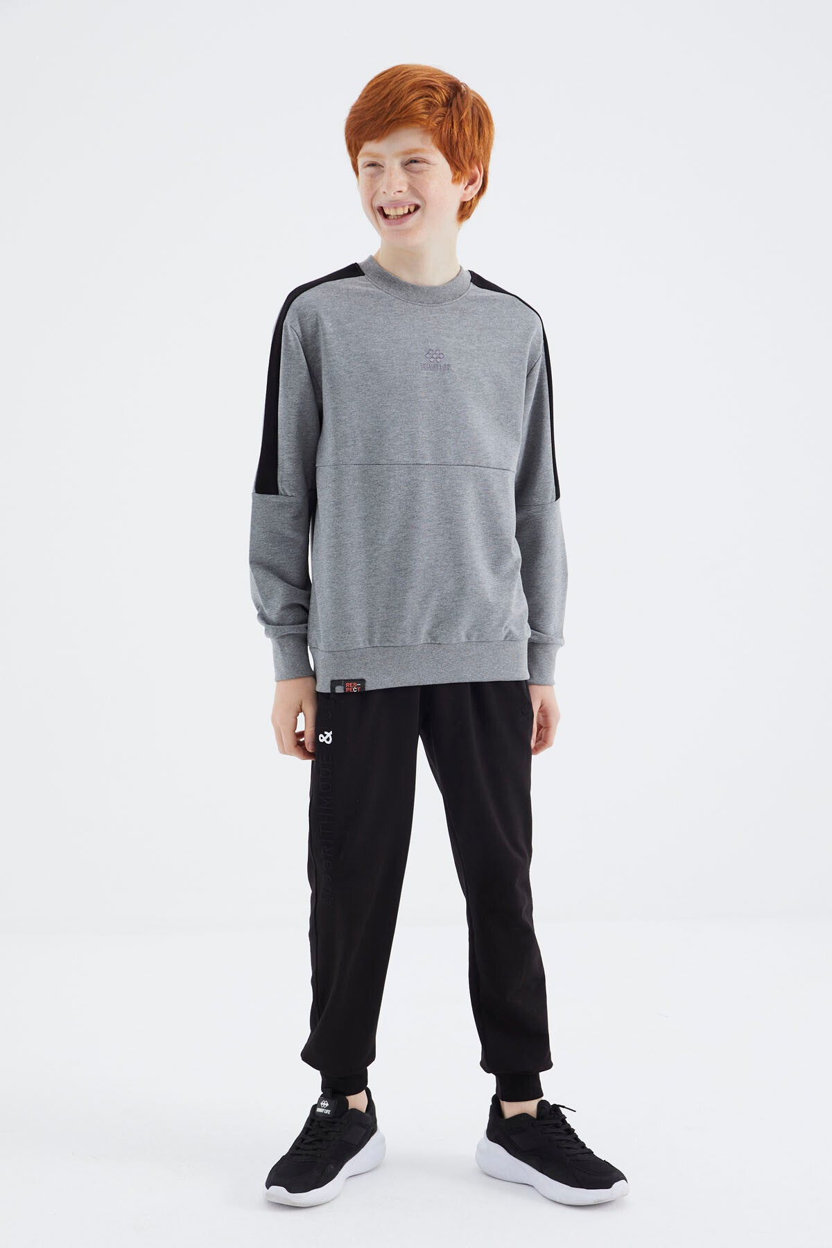 Grey Melange Basic O Collar Boys' Sweatshirt - 11182