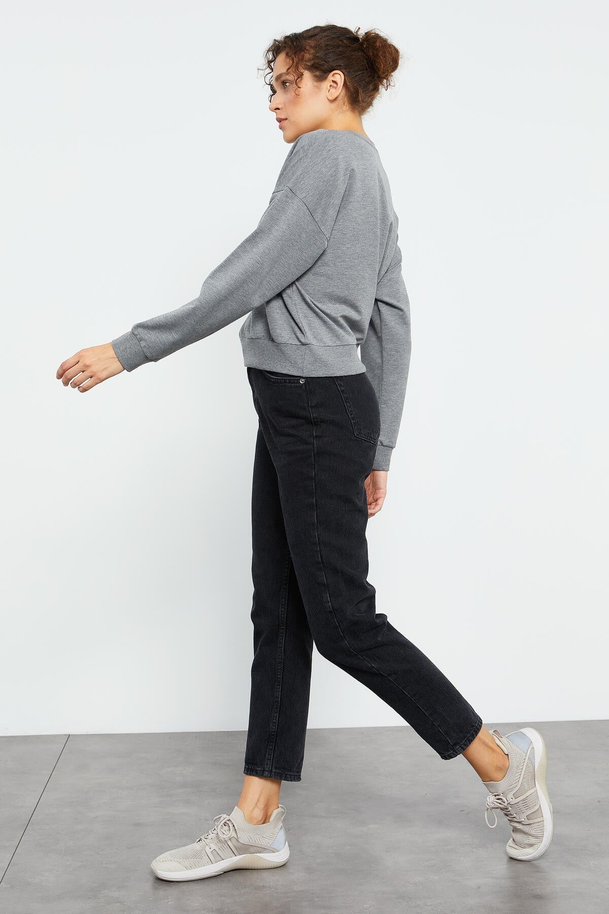Grey Melange Basic Comfort Fit O Neck Women's Sweatshirt - 97114