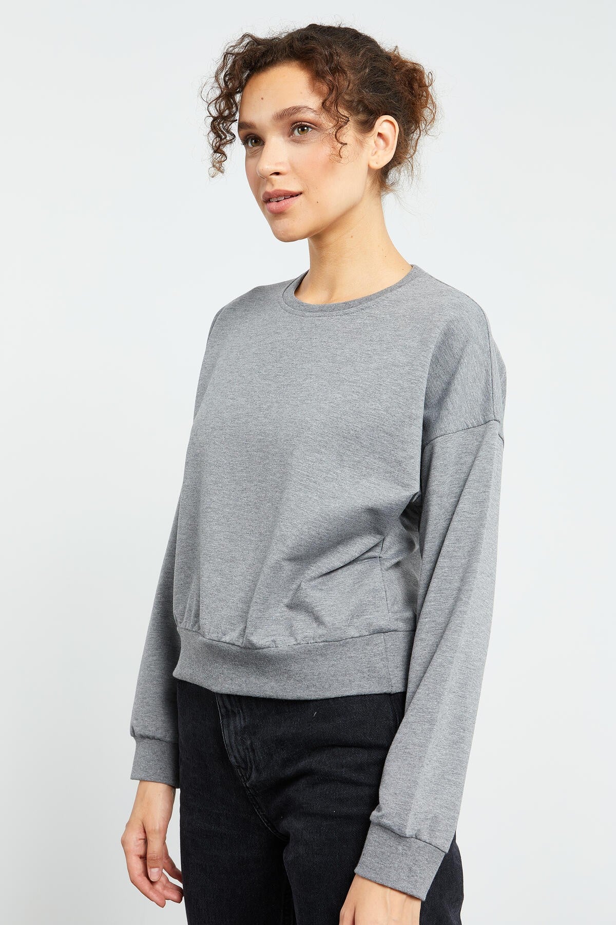 Grey Melange Basic Comfort Fit O Neck Women's Sweatshirt - 97114