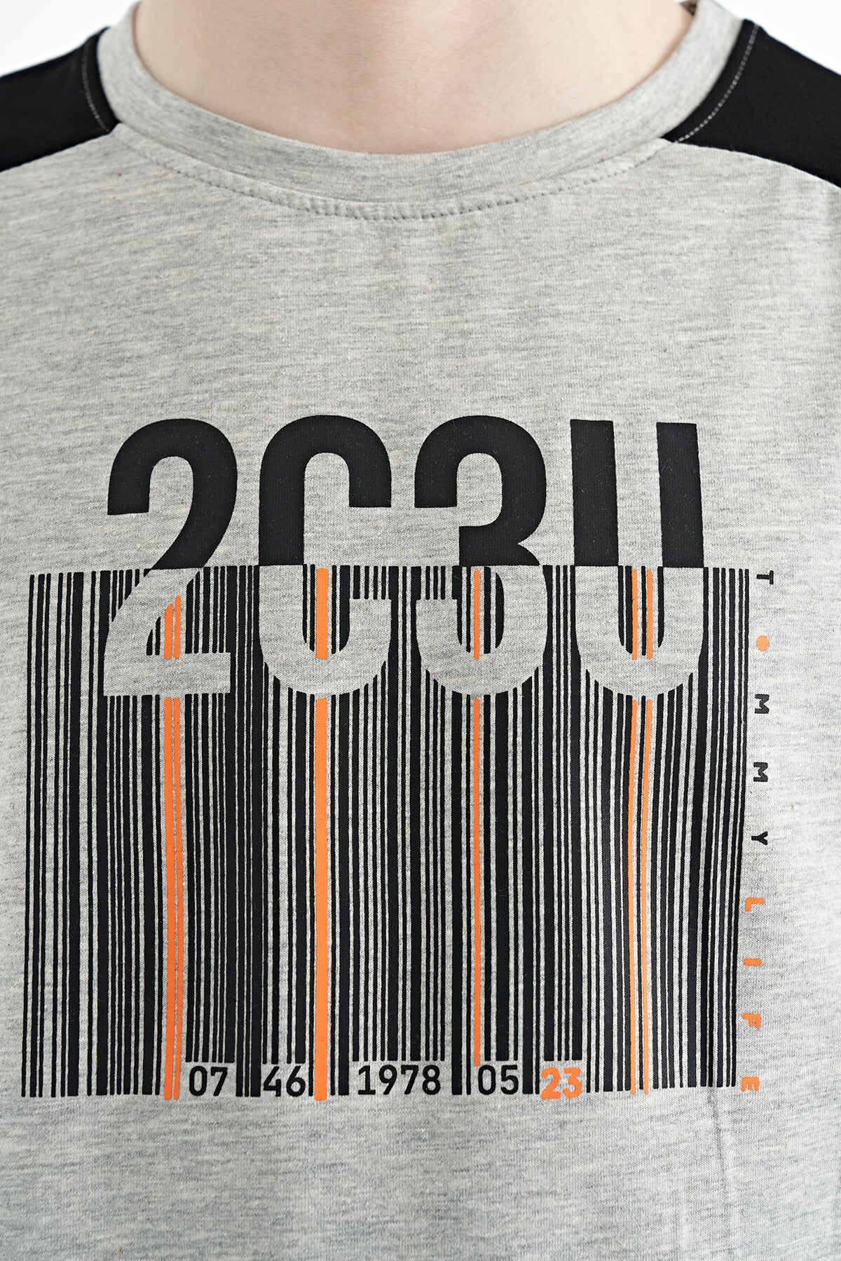 Grey Melange Print Detailed O Collar Standard Fit Boys T-Shirt - 11157