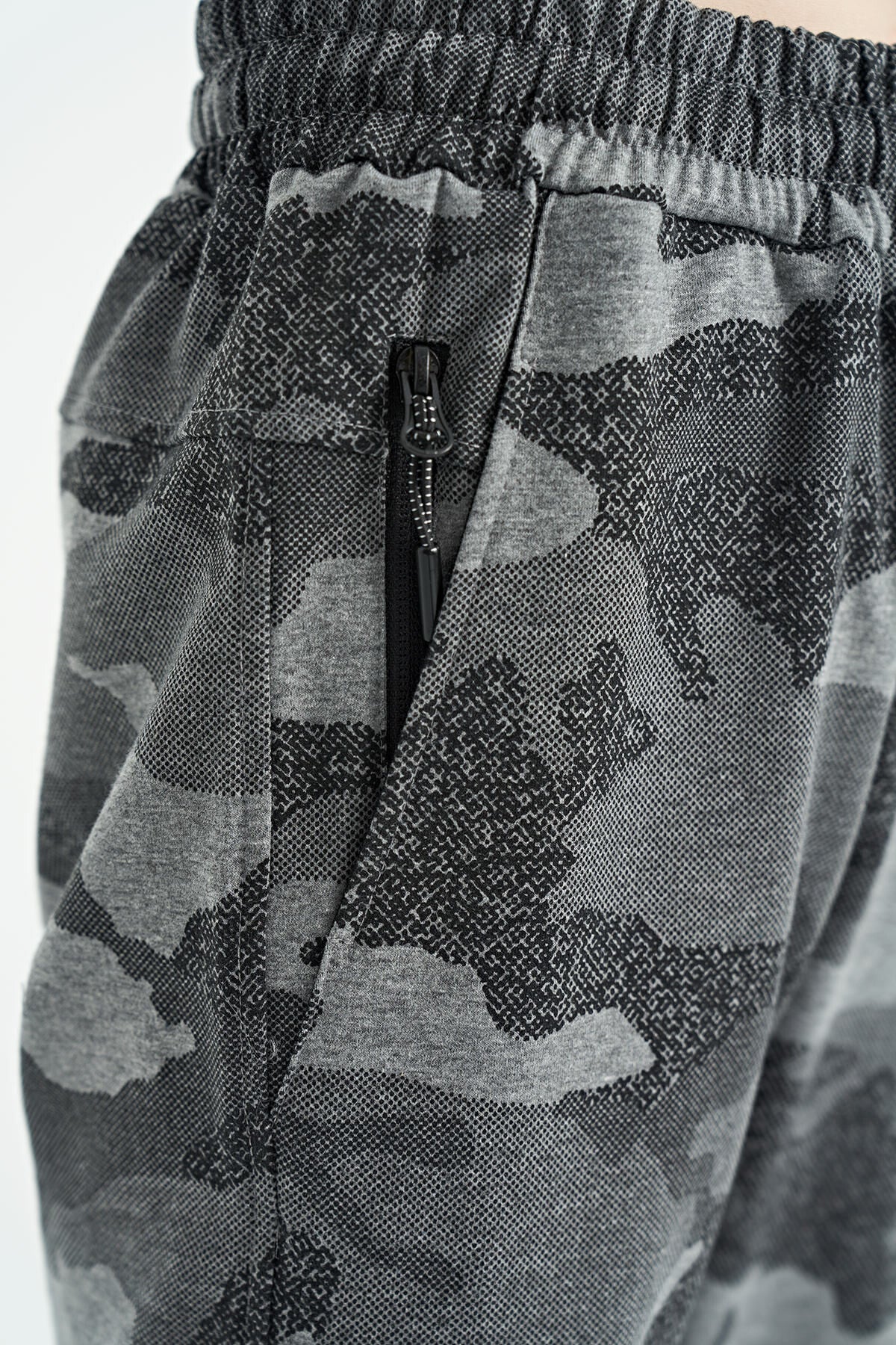 Grey   Boys' Camouflage Pattern Zip Pocket Slim Fit Cuffed Tracksuit Bottom - 64053