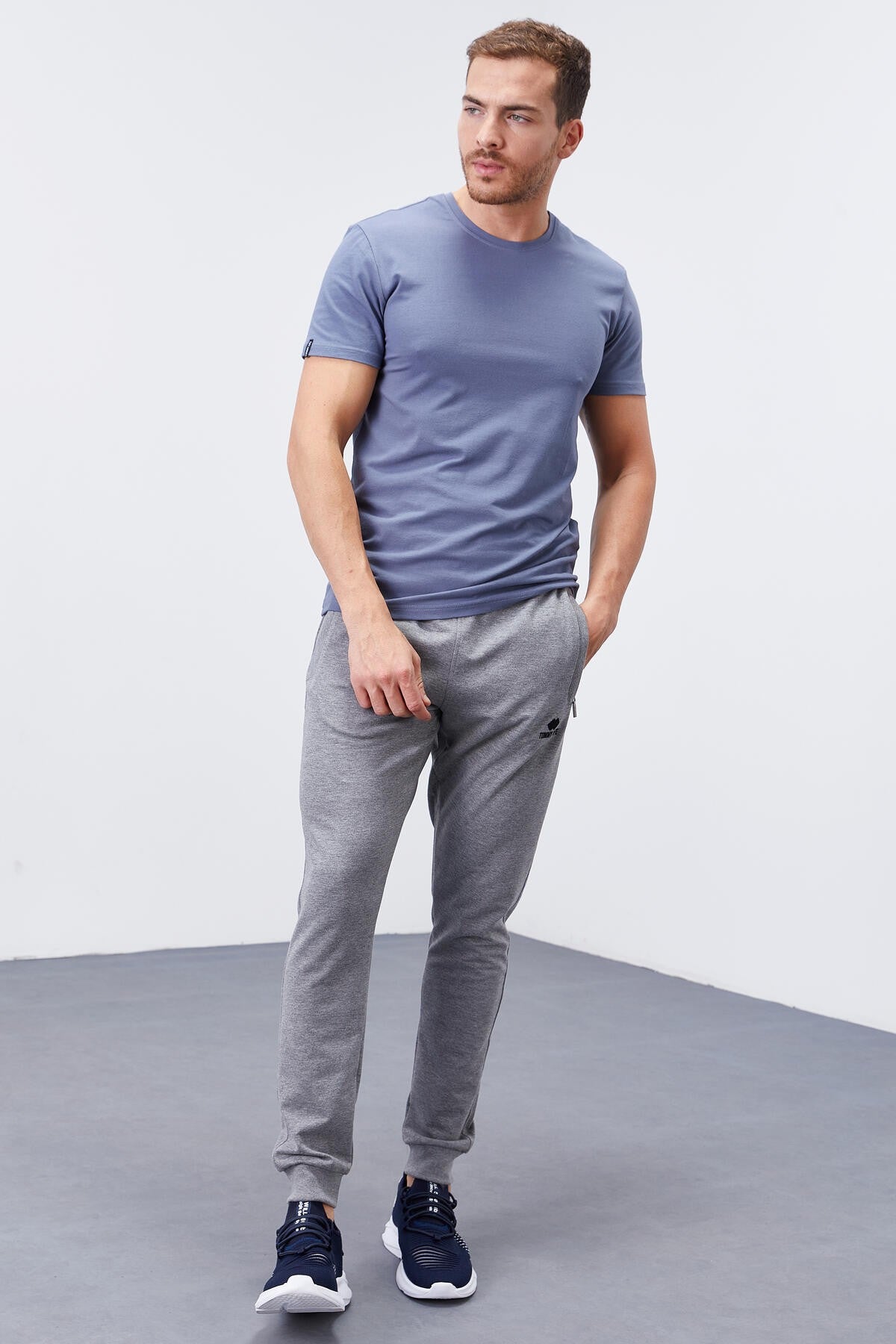 Grey Melange zippered pocketed short-sleeved jogger male tracksuit Pants