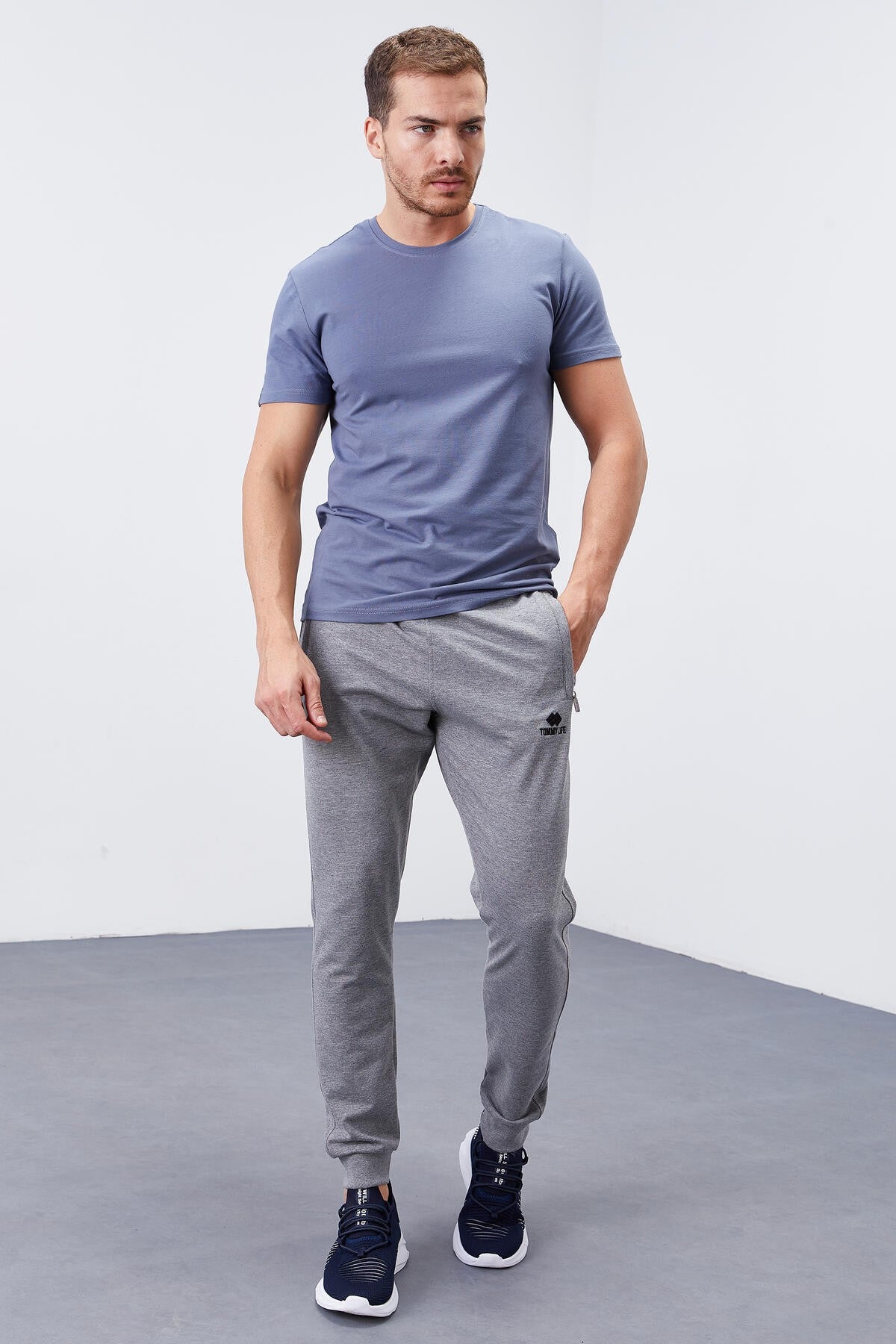 Grey Melange zippered pocketed short-sleeved jogger male tracksuit Pants
