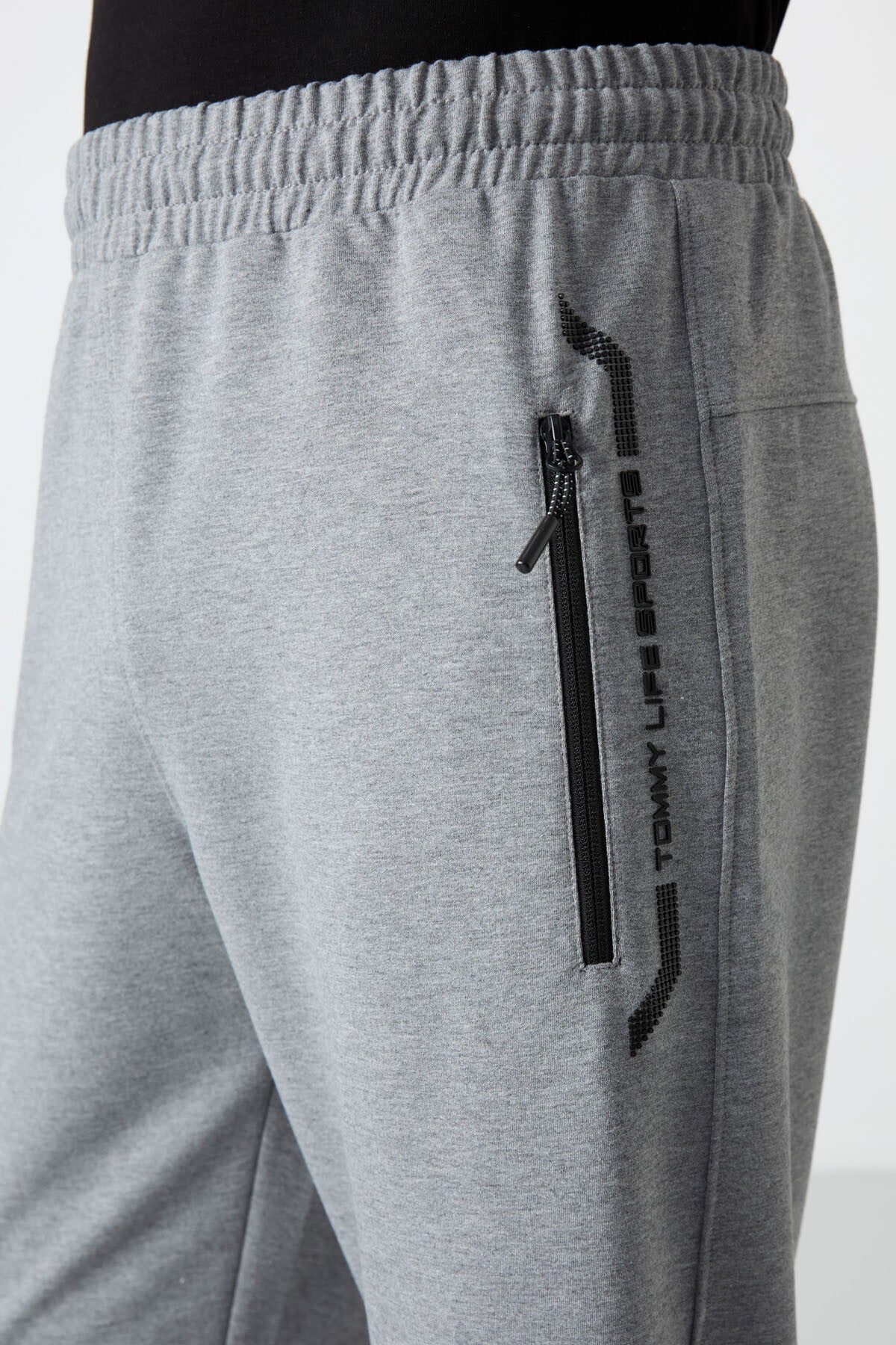 Grey Melange Zippered Standard Fit Classic Hem Men's Capri - 83091