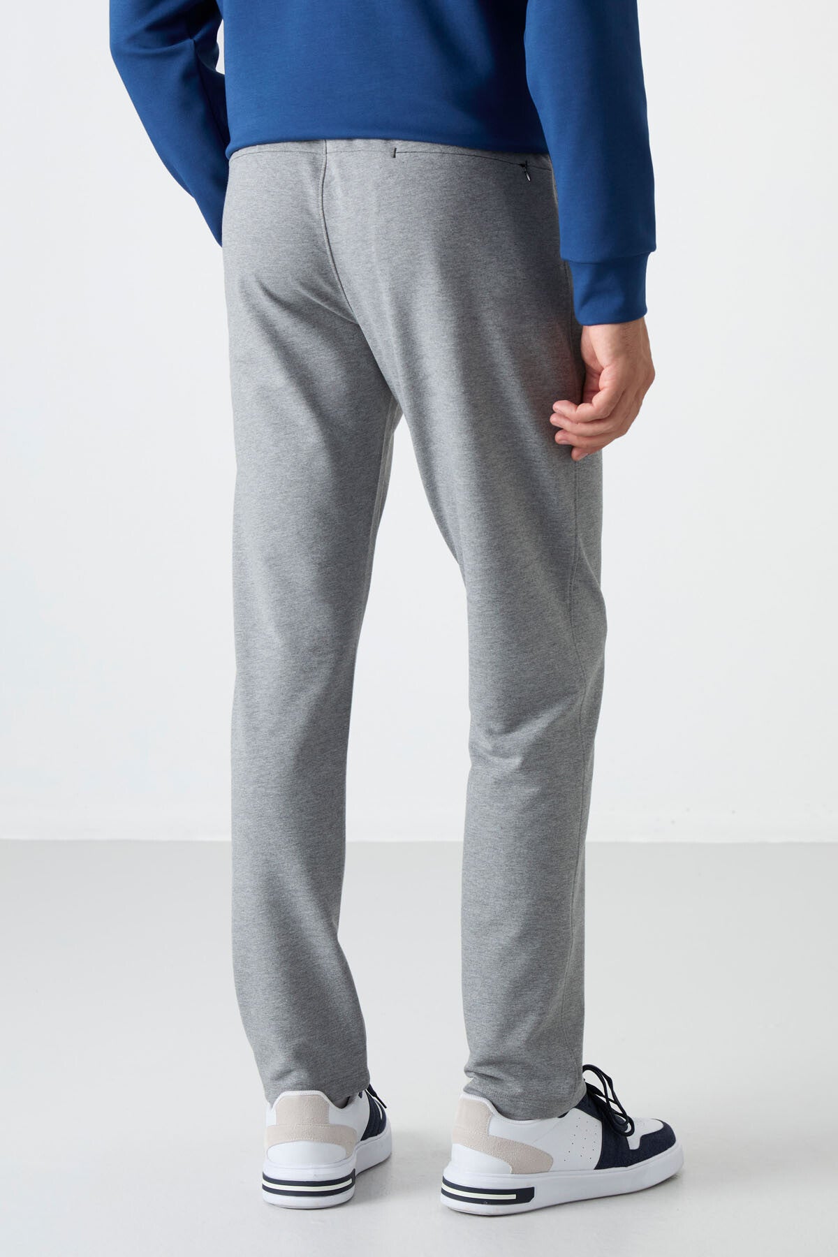 Grey Melange Zippered Three-Pocket Slim Fit Classic Cuff Men's Tracksuit Bottom - 84671
