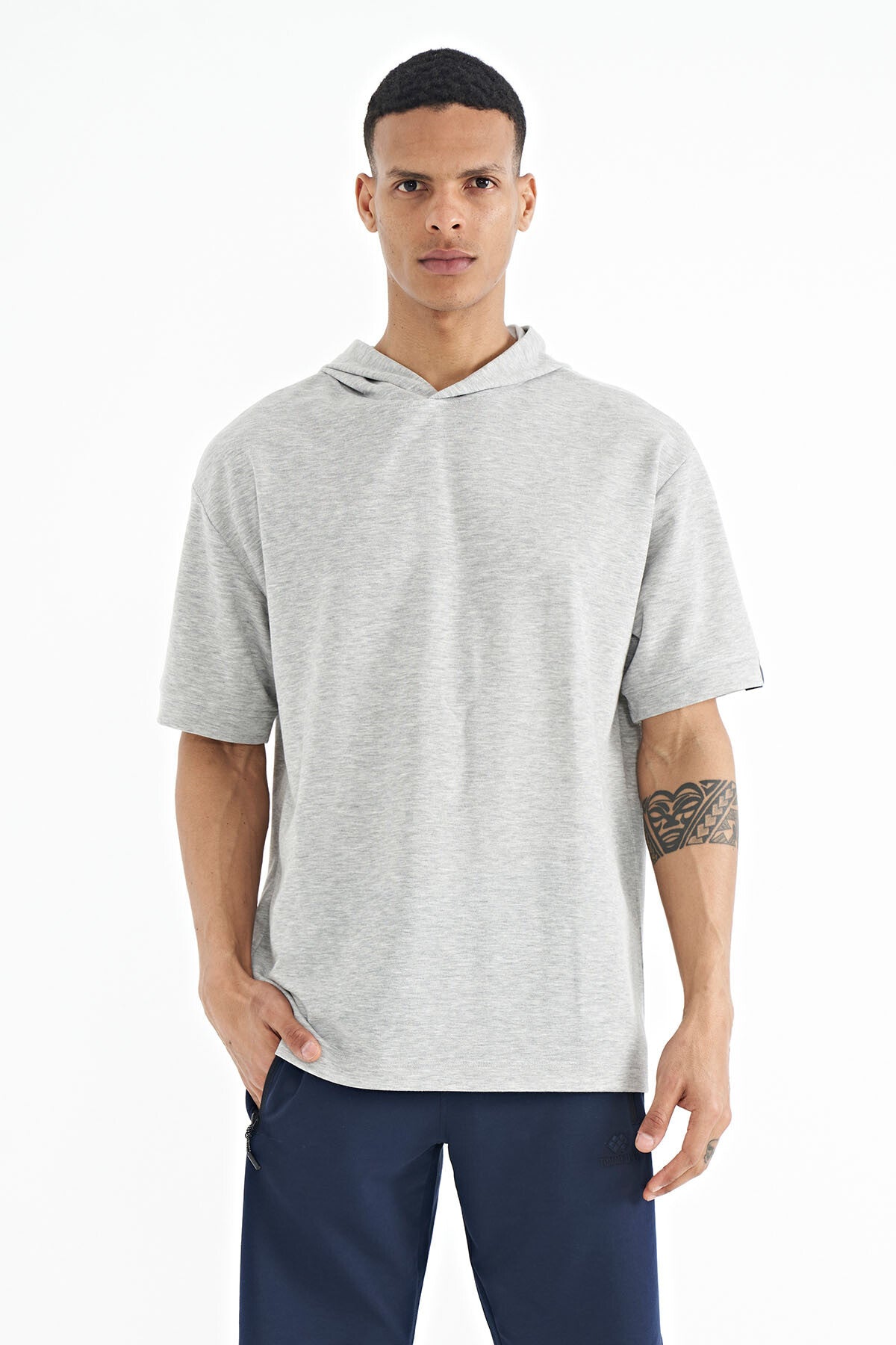 Grey Hooded Sleeve Label Detailed Oversize Men's T-shirt - 88179
