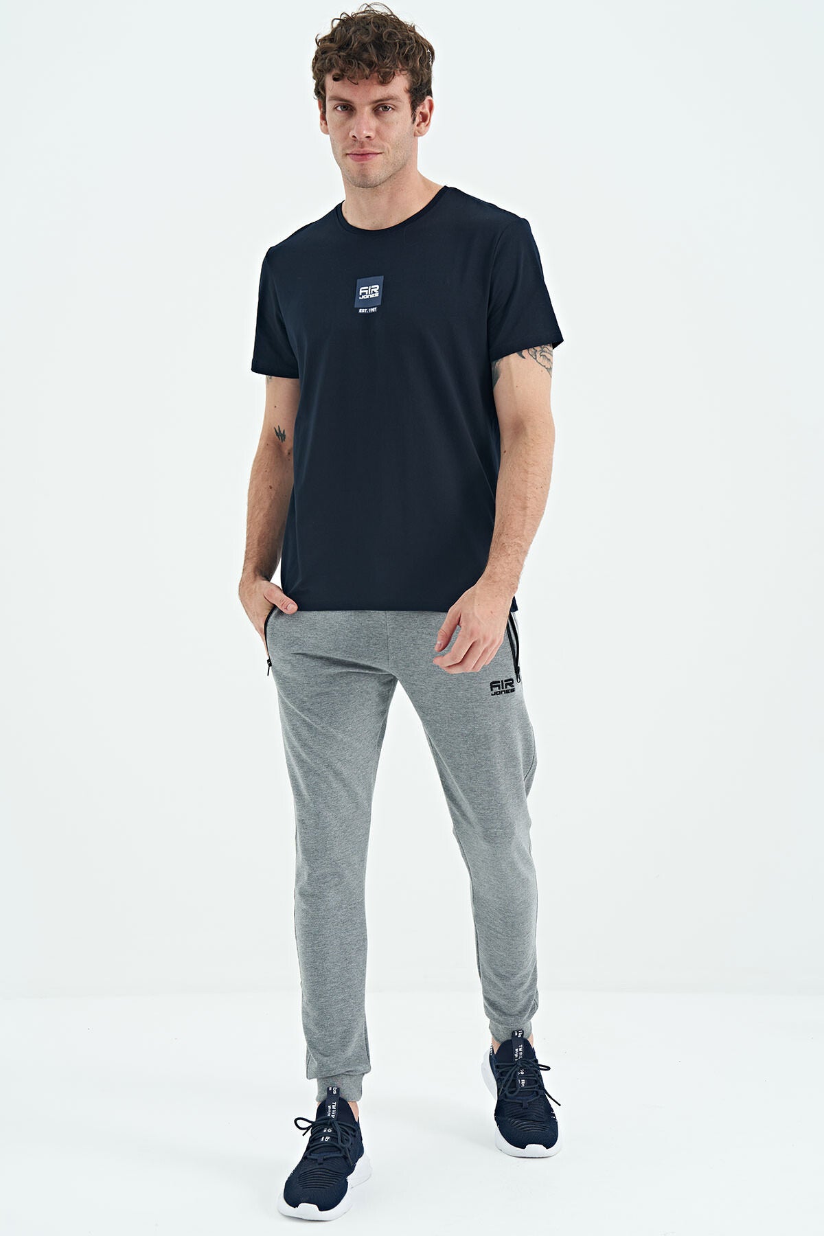 Black Jogger Men's Tracksuit Bottom - 84907