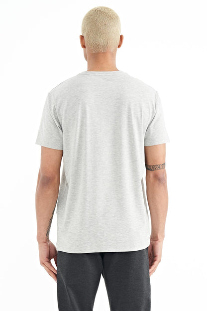 Standard Fit Men's T-Shirt - 88210