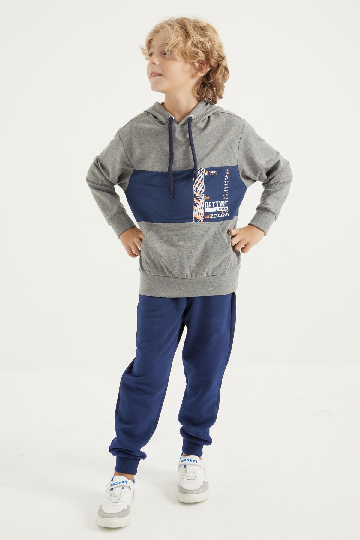 Grey Melange Embroidered Kangaroo Pocket Hooded Regular Fit Boys' Sweatshirt - 11010
