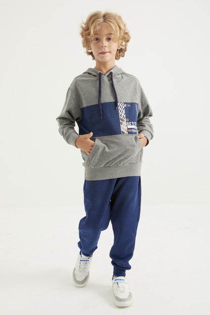 Grey Melange Embroidered Kangaroo Pocket Hooded Regular Fit Boys' Sweatshirt - 11010