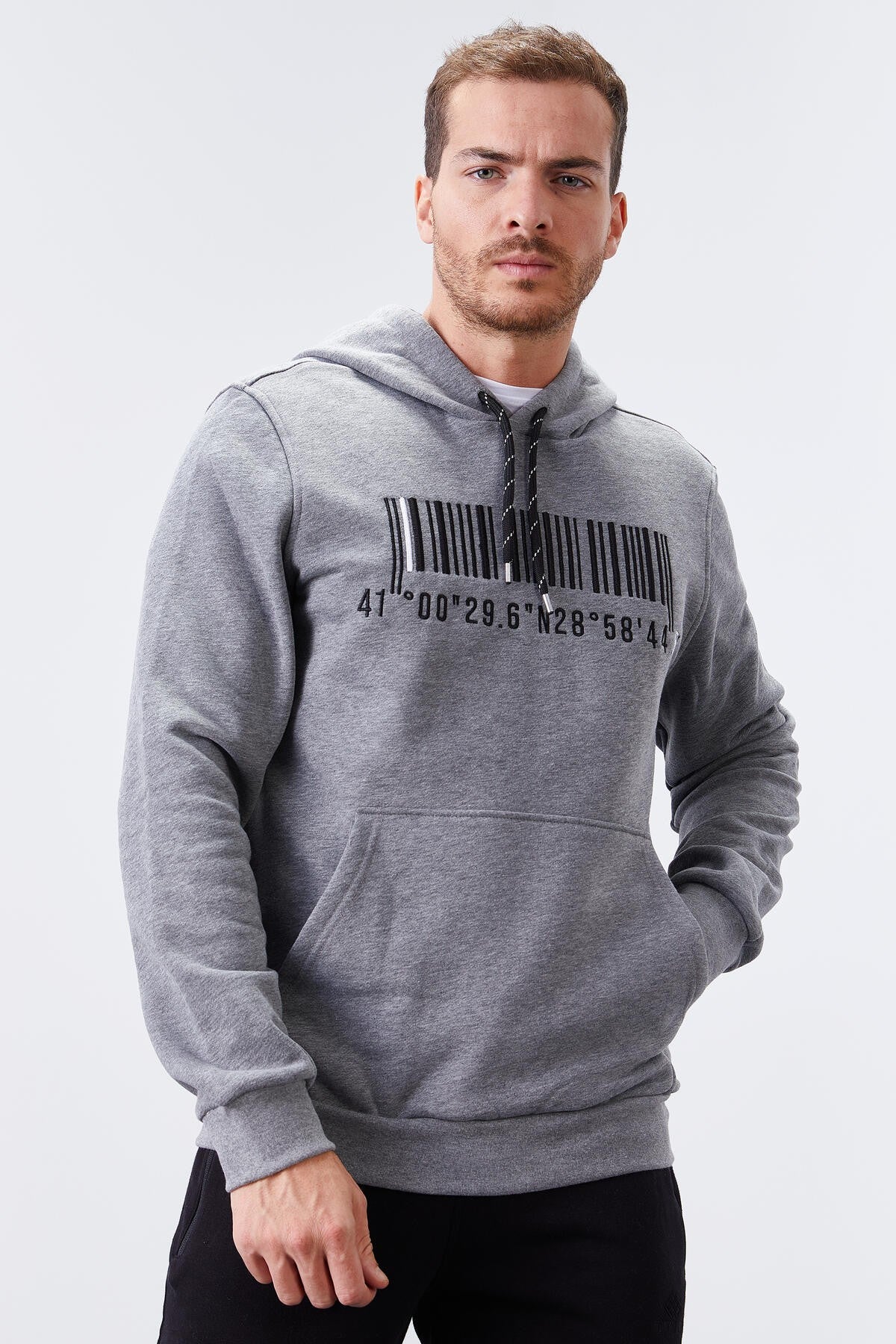 Grey Melange Embroidered Kangaroo Pocket Standard Fit Hooded Men's Sweatshirt - 87839