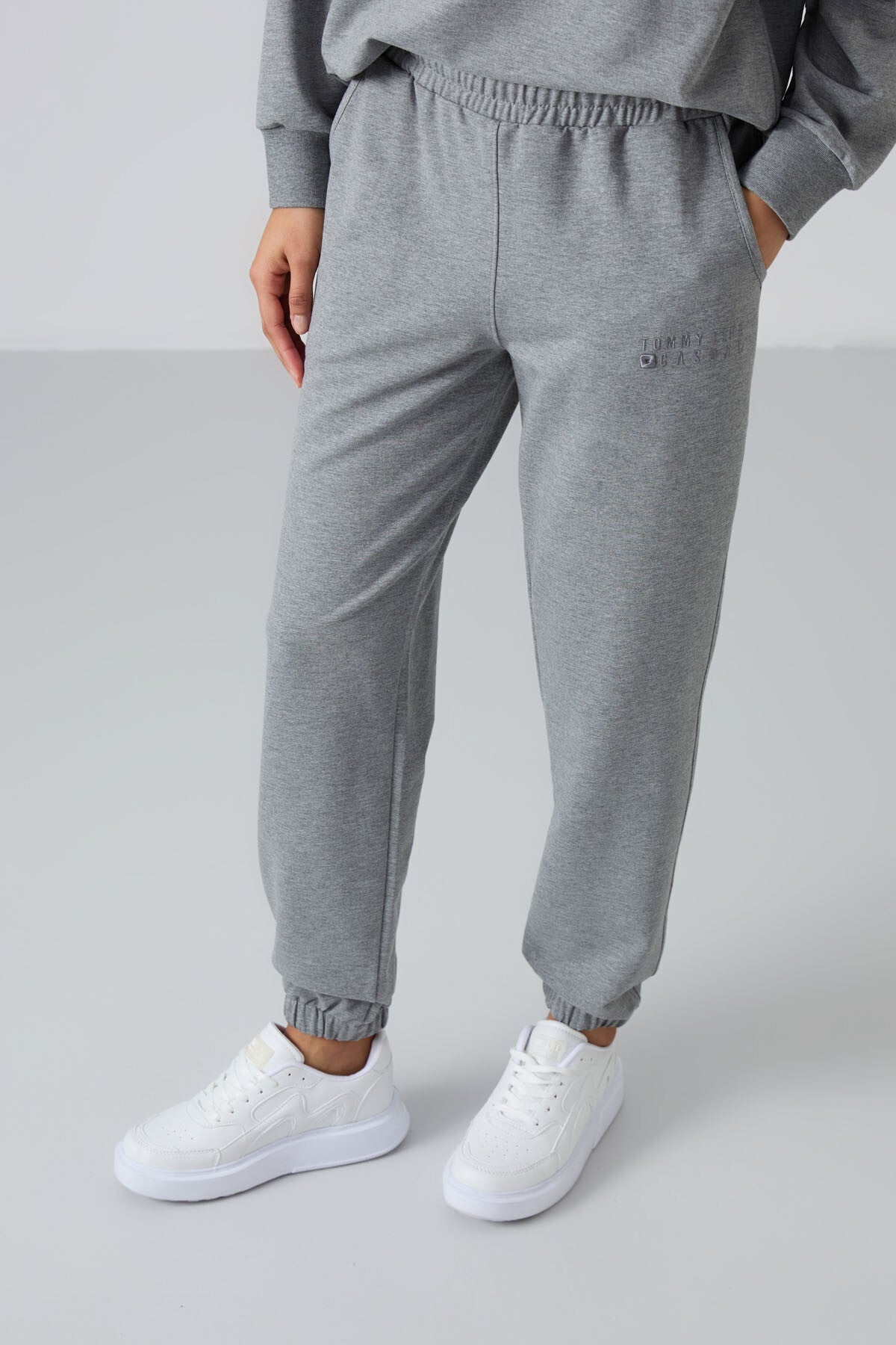 Grey Melange Basic Cotton Round Neck Oversize Elastic Cuffed Women's Tracksuit Set - 95287