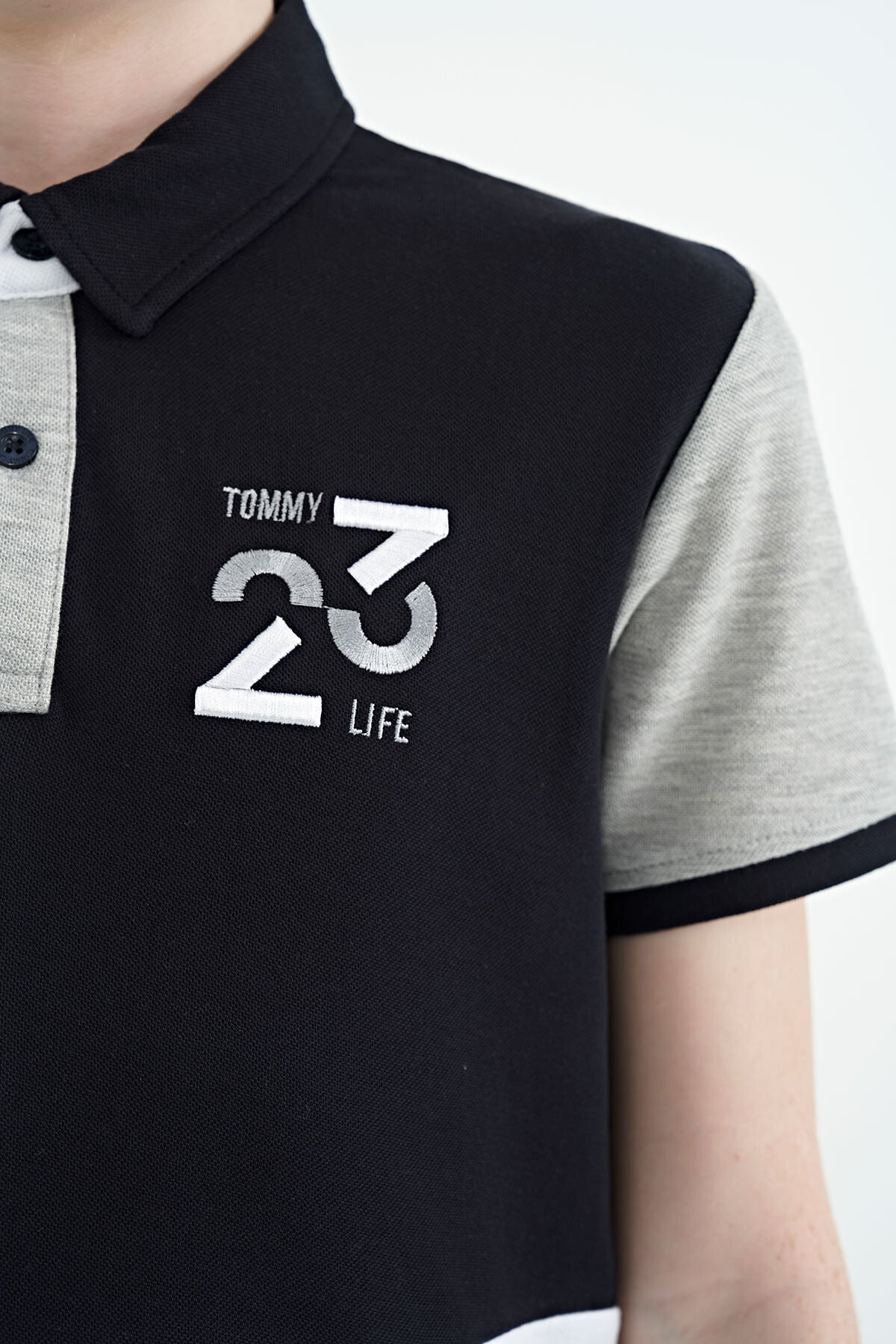 Grey Melange Color Block Embroidered Detailed Standard Pattern Polo Collar Boys T-Shirt - 11108