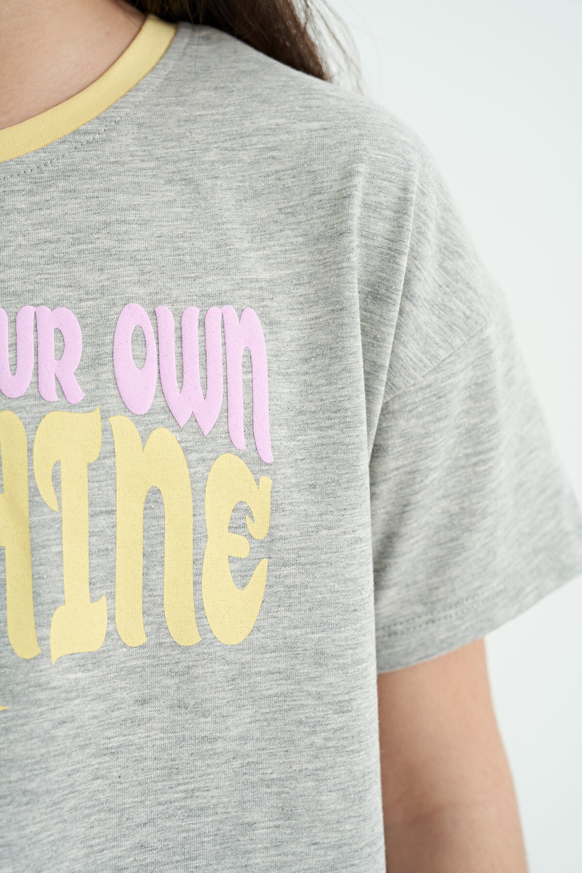Grey Melange Color Print O Collar Oversize Short Sleeve Girl's T-Shirt - 75111